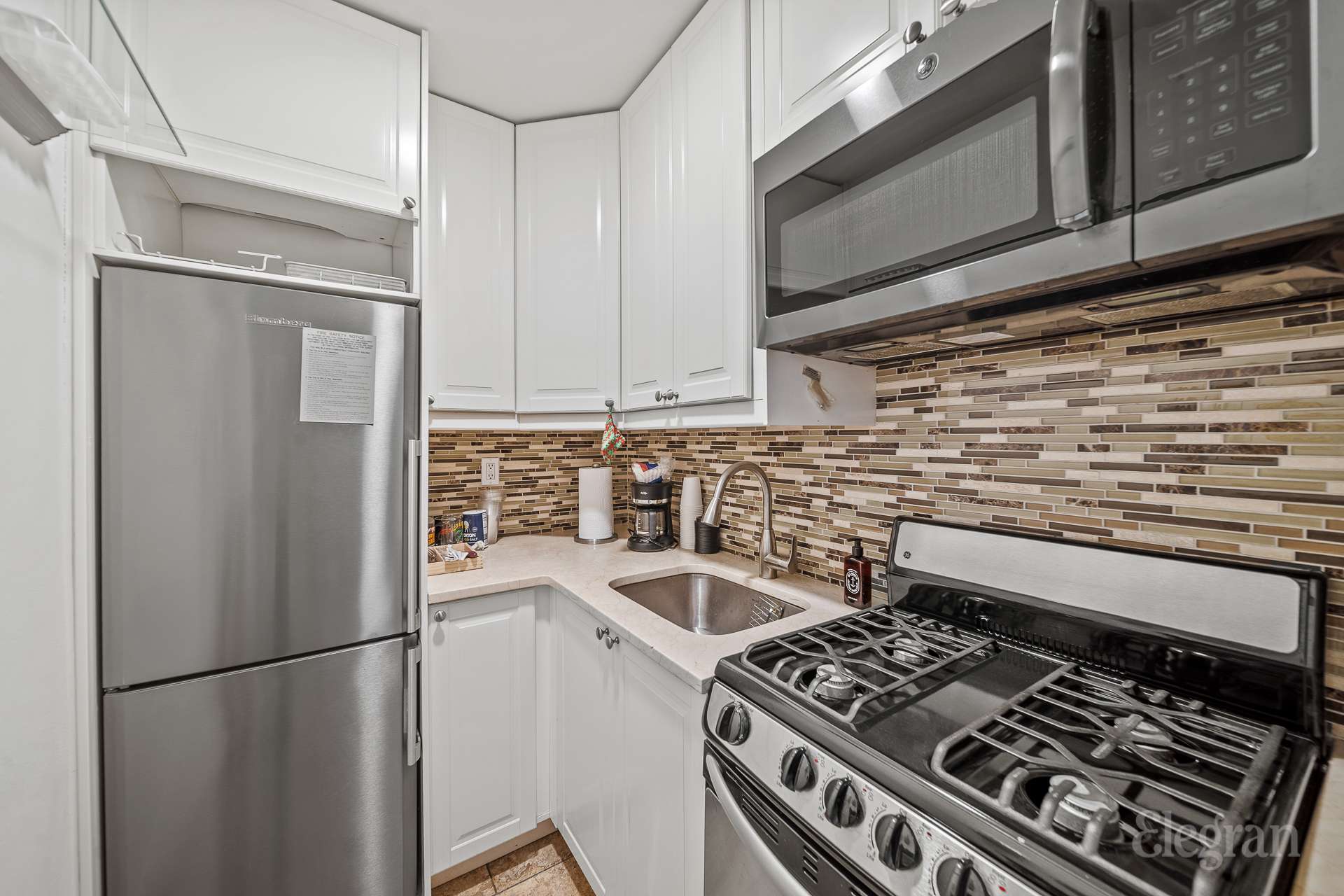 200 E 74th Street 2G