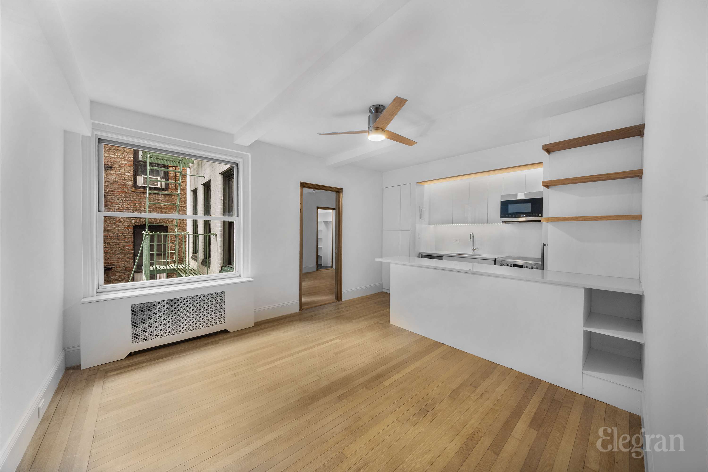 325 W 45th Street 520