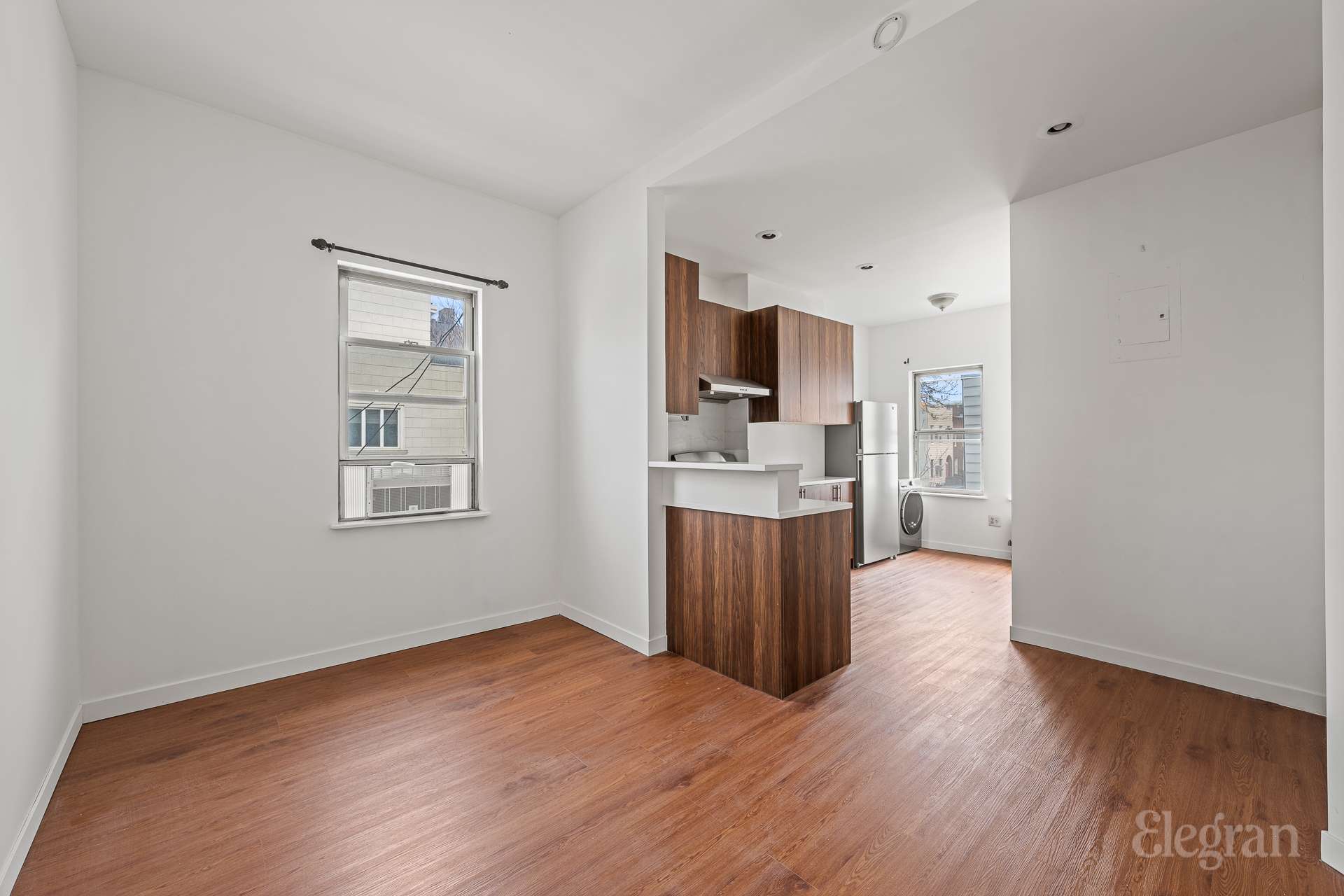 448 Humboldt Street 2R