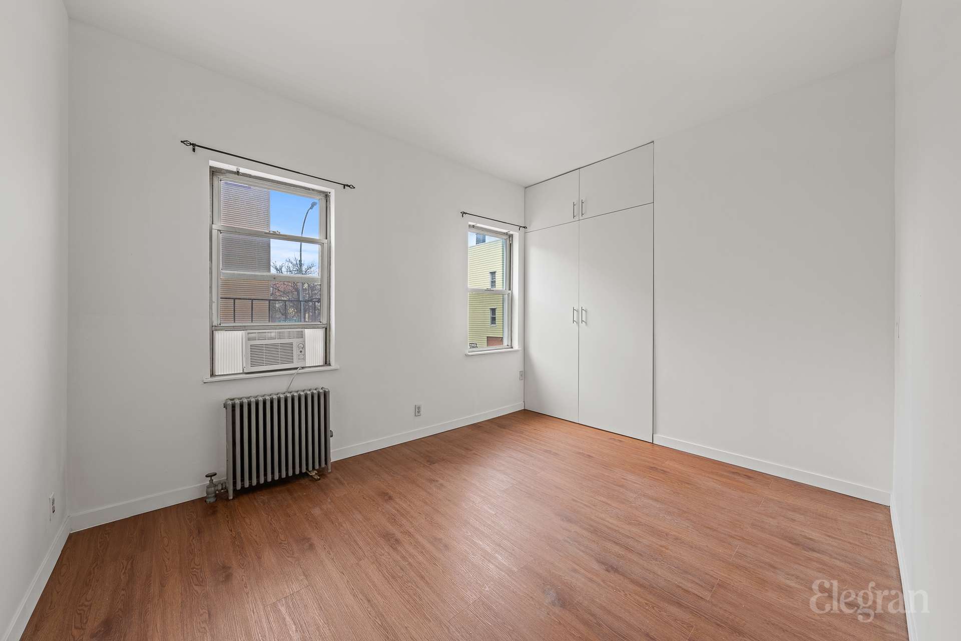 448 Humboldt Street 2R