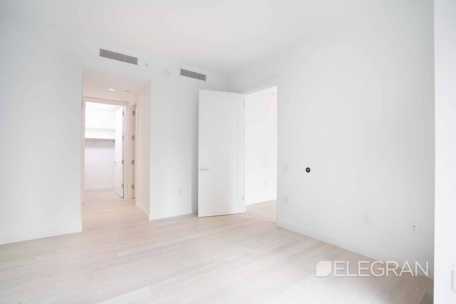 138 E 50th Street 18D