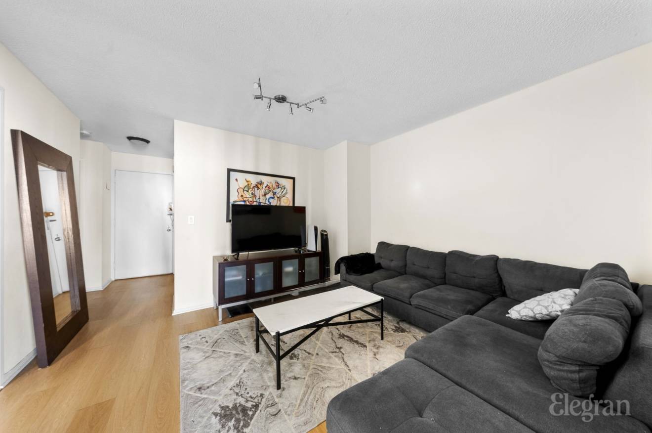 330 E 38th Street 34F