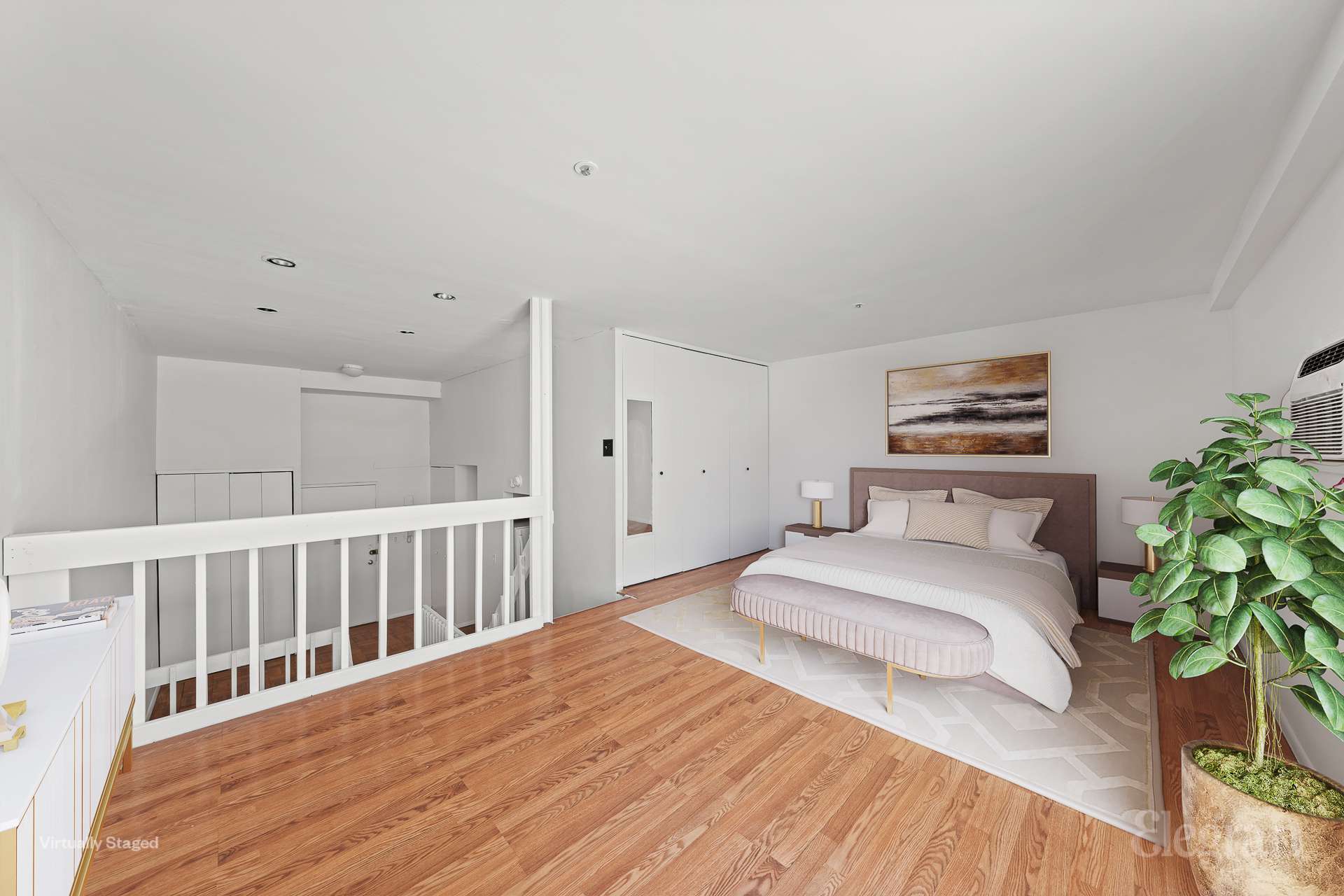 215 E 24th Street 104