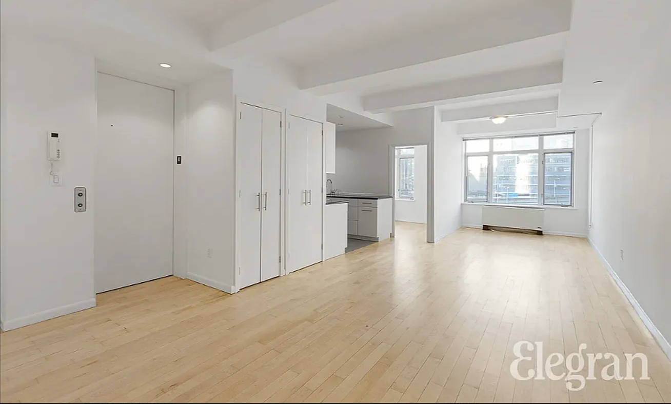 446 W 38th Street Floor 4