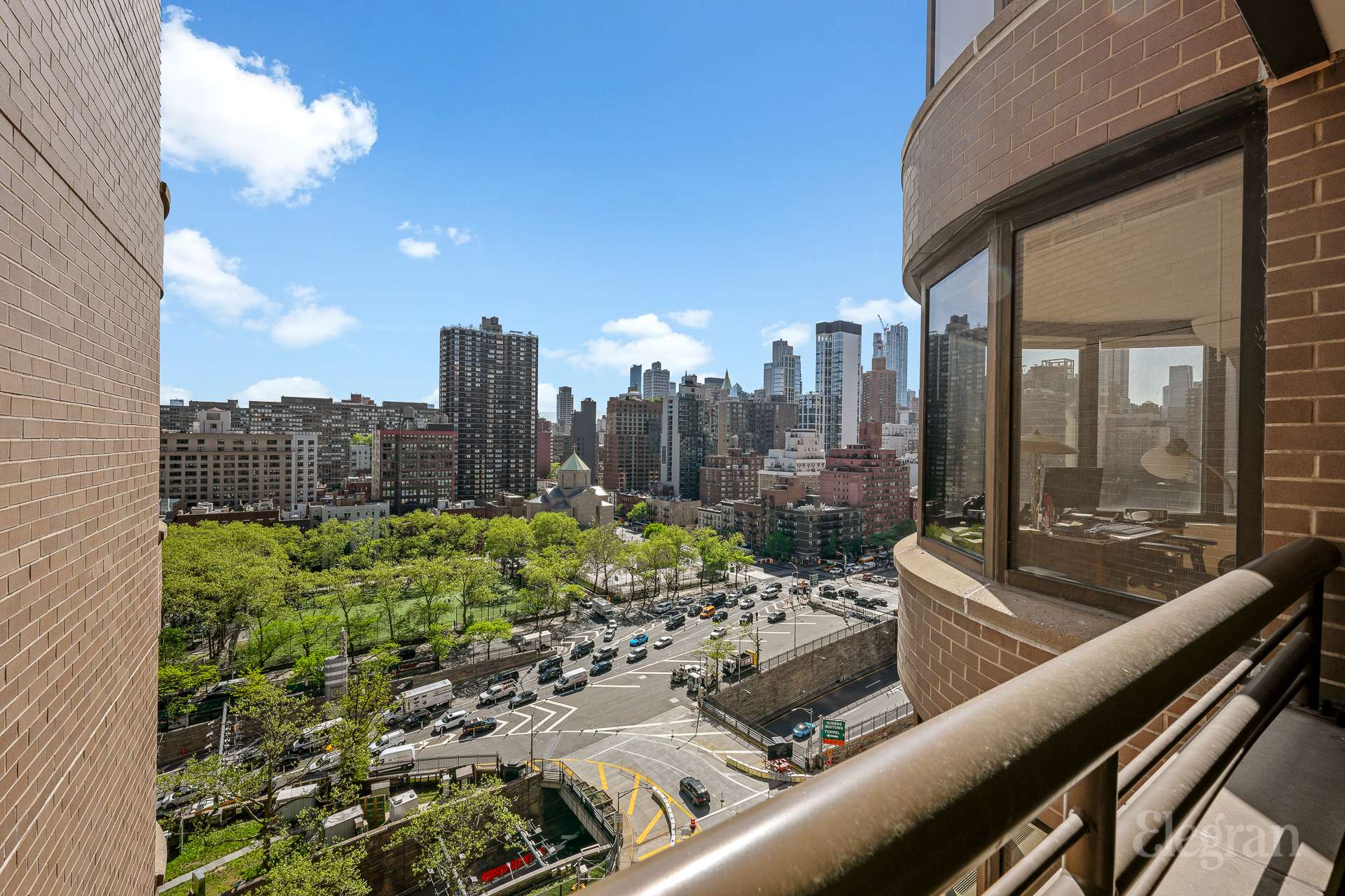 330 E 38th Street 16B