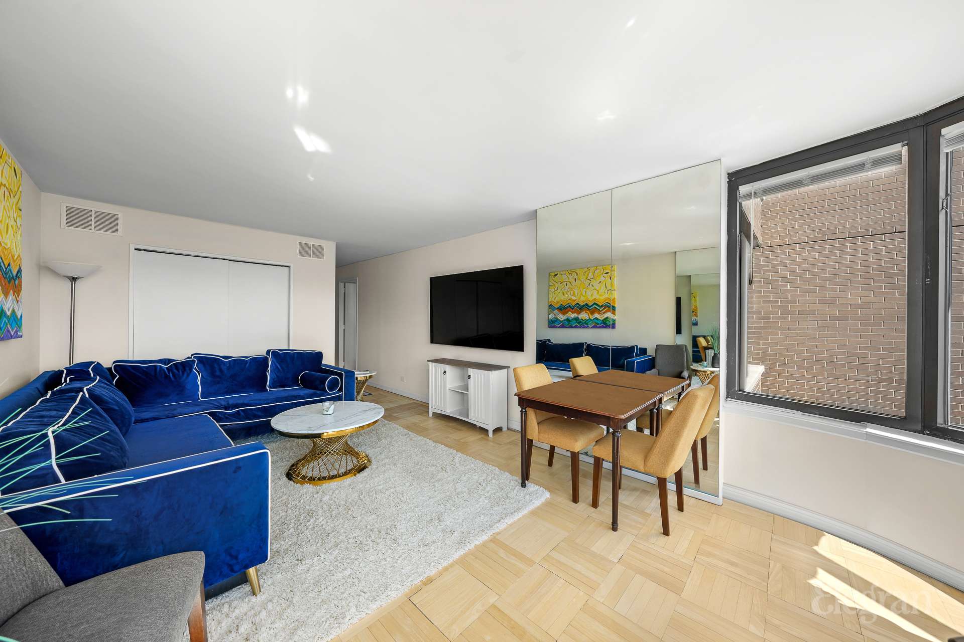 330 E 38th Street 16B