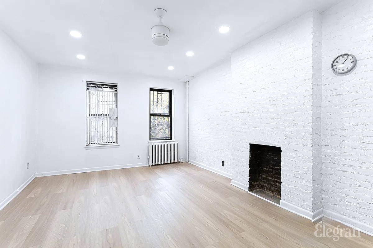 426 W 46th Street 2D