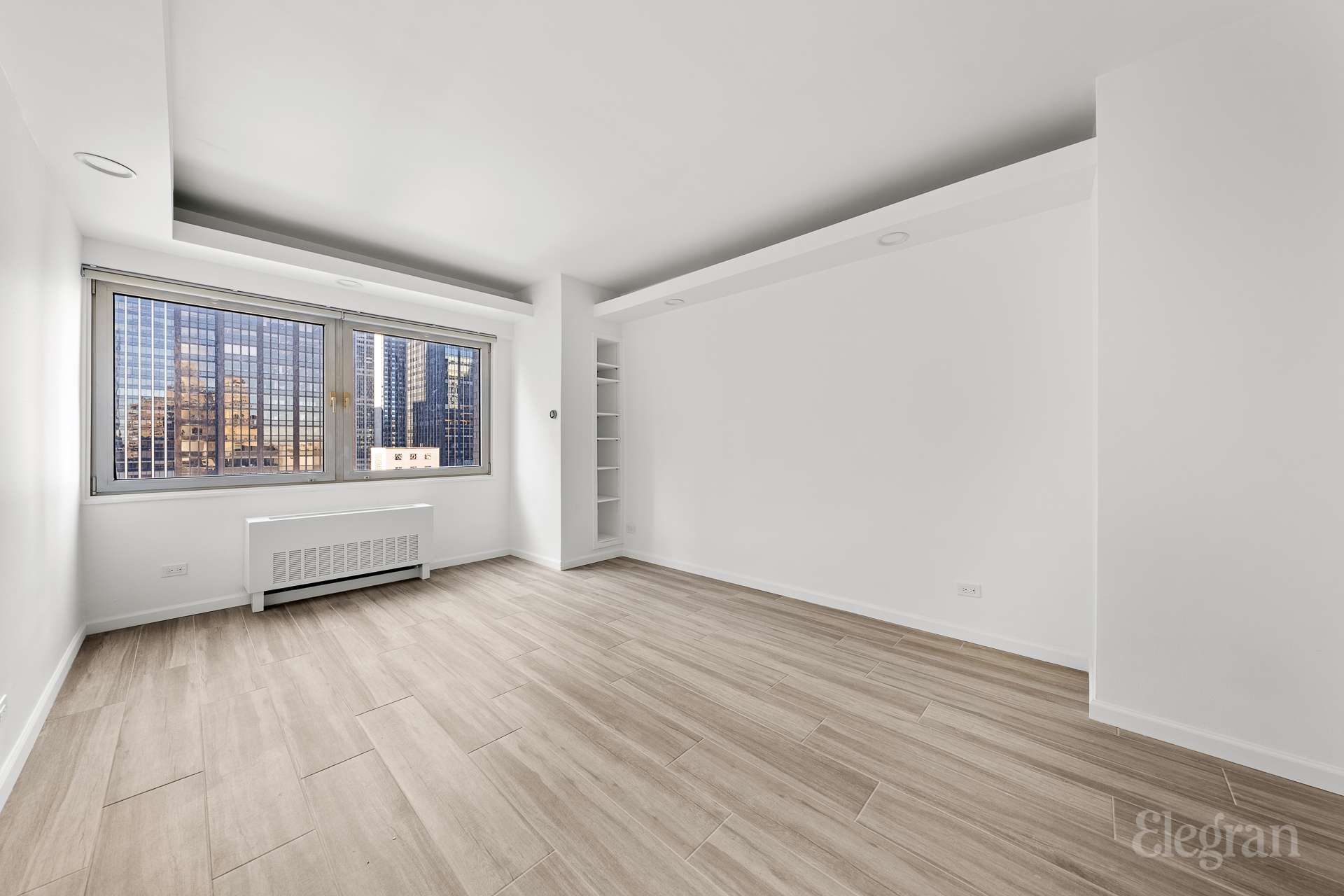 58 W 58th Street 26F