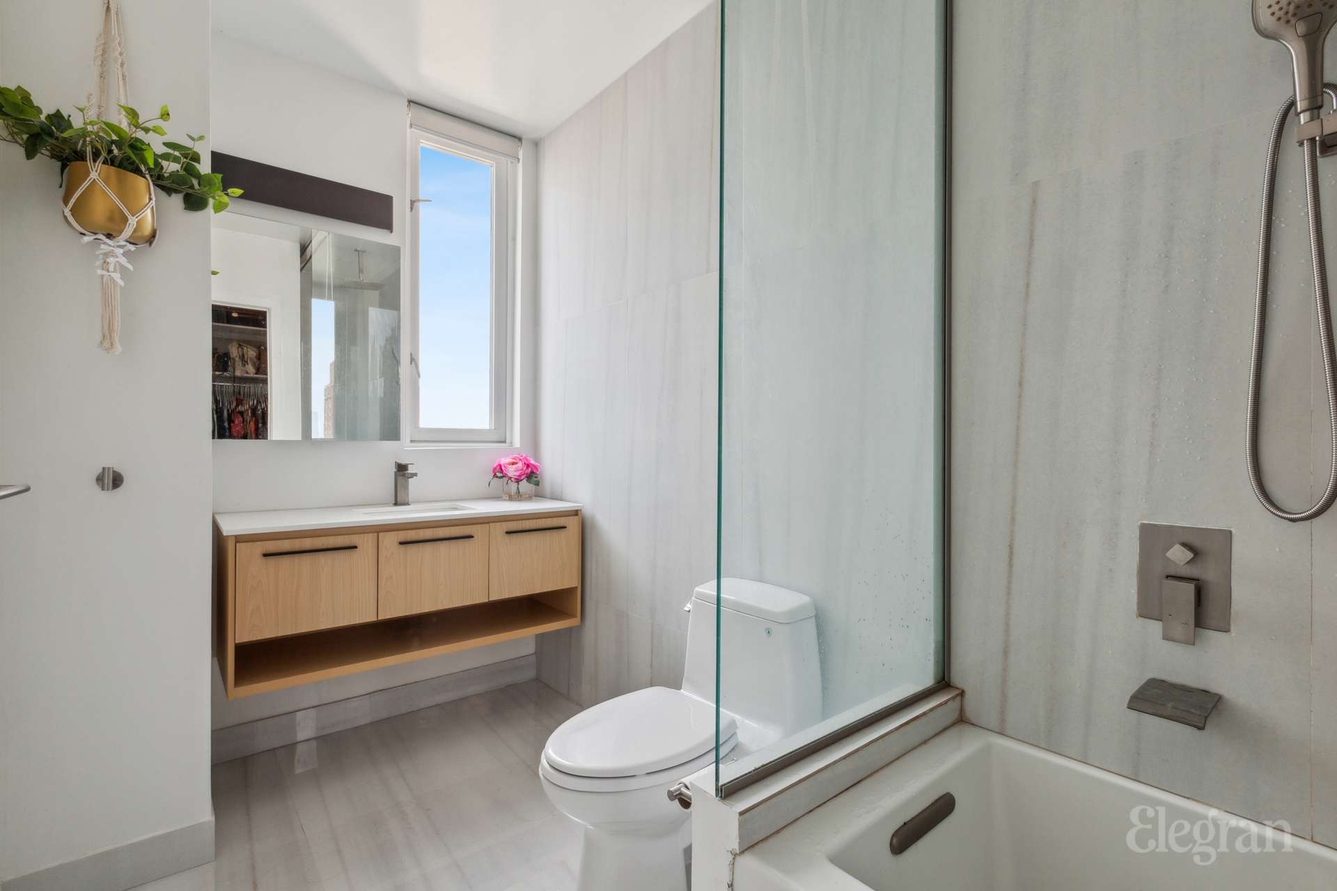 304 E 65th Street 29B