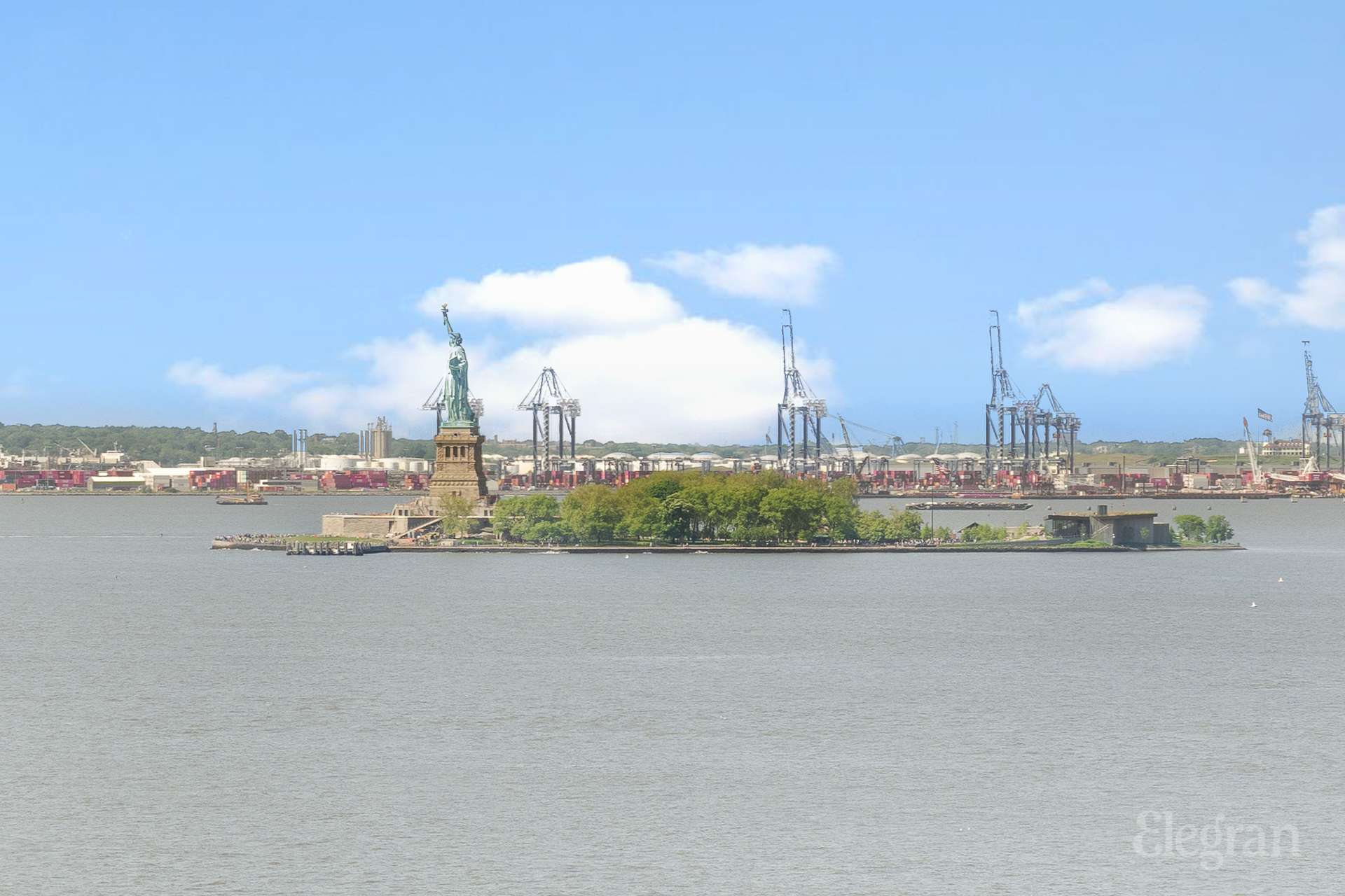 333 Rector Place PH2S