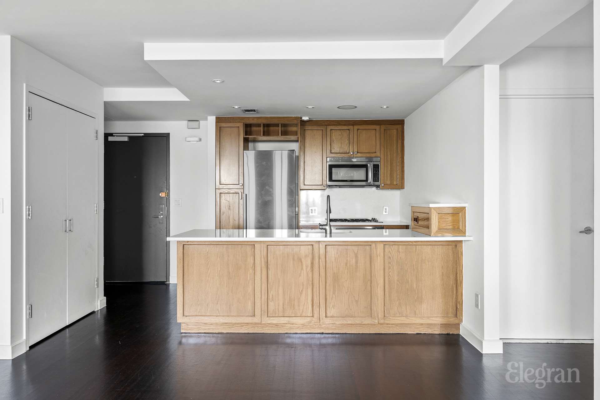 333 Rector Place PH2S