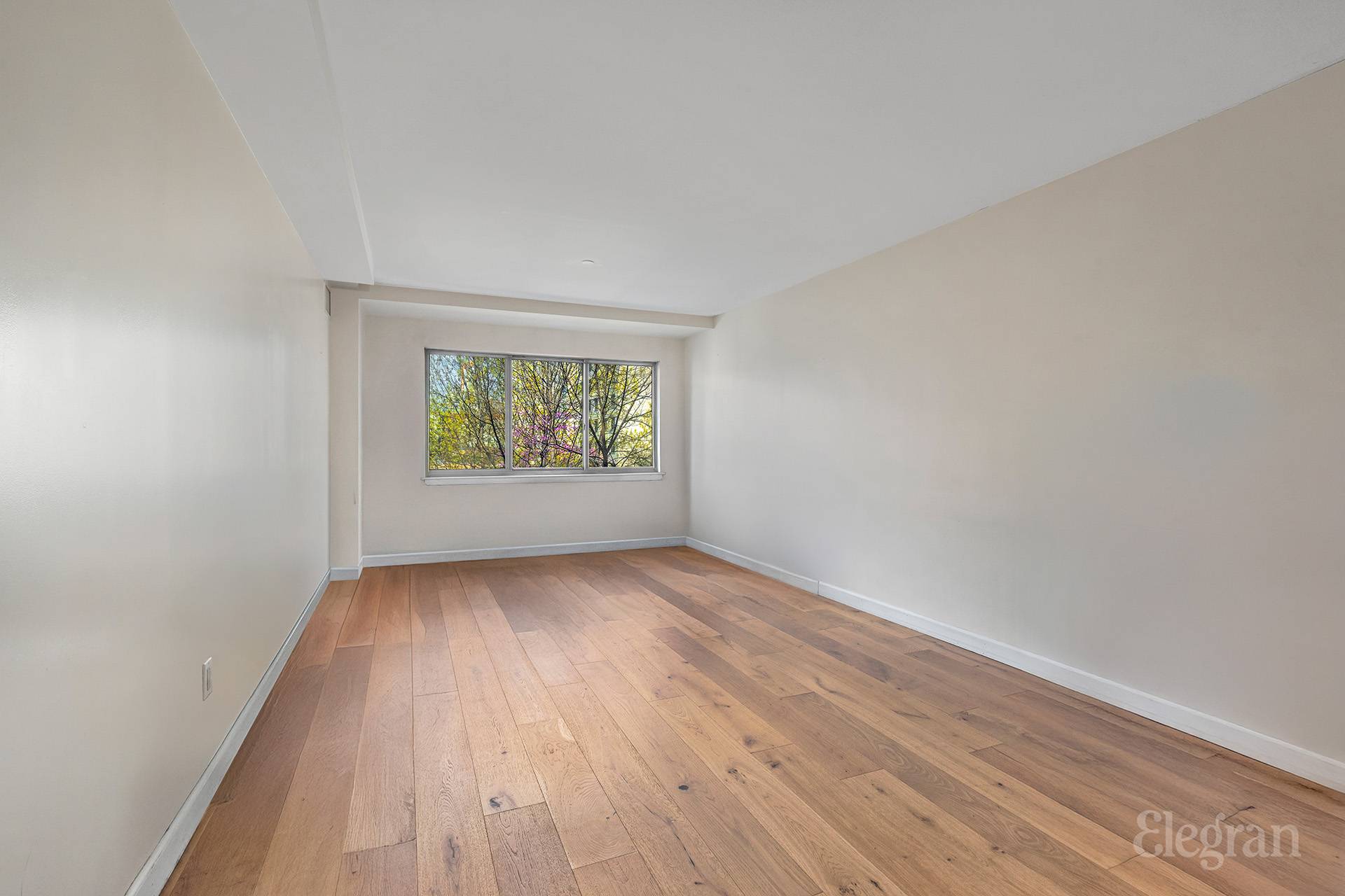 1400 5th Avenue 4G