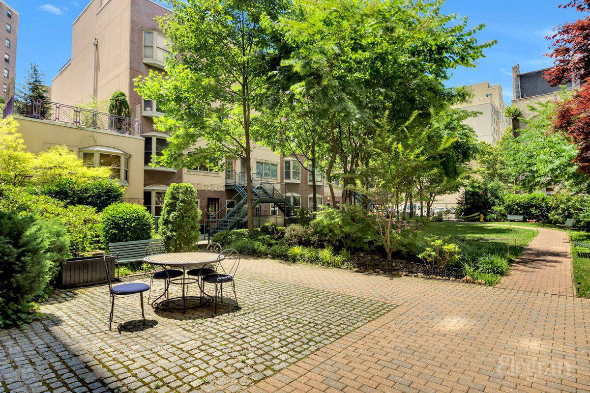 1400 5th Avenue 4G