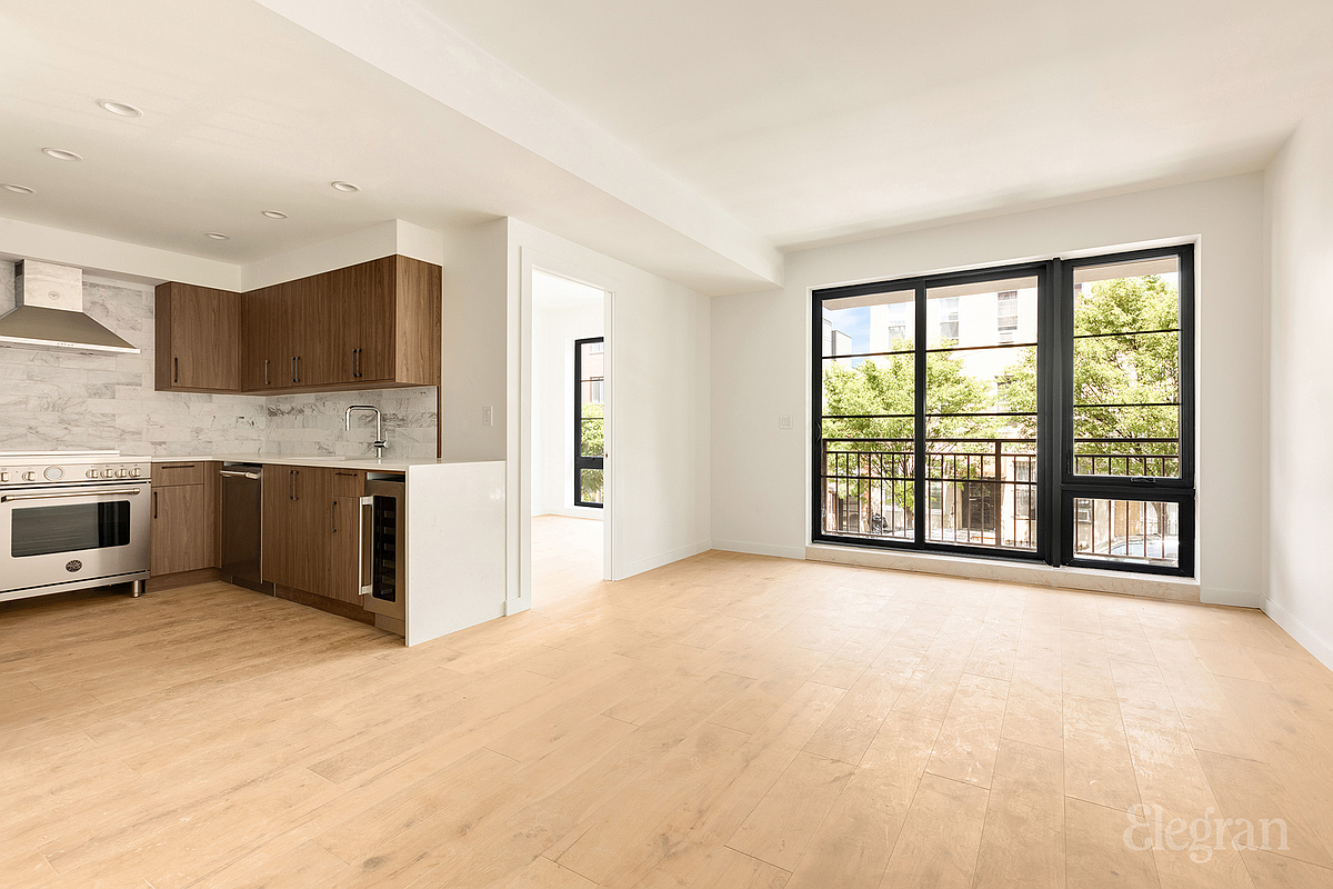 216 20th Street 2