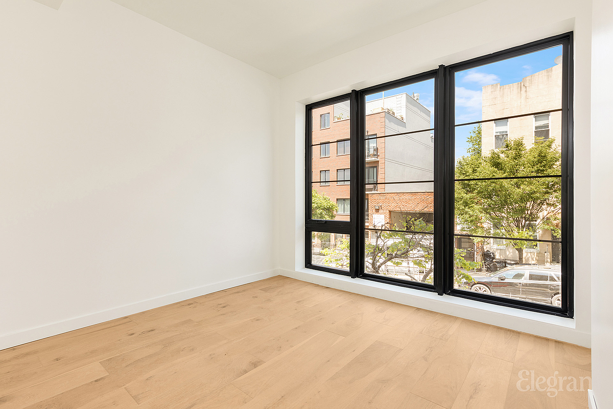 216 20th Street 2
