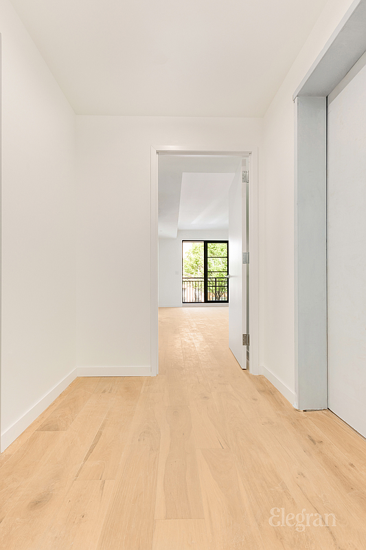216 20th Street 2
