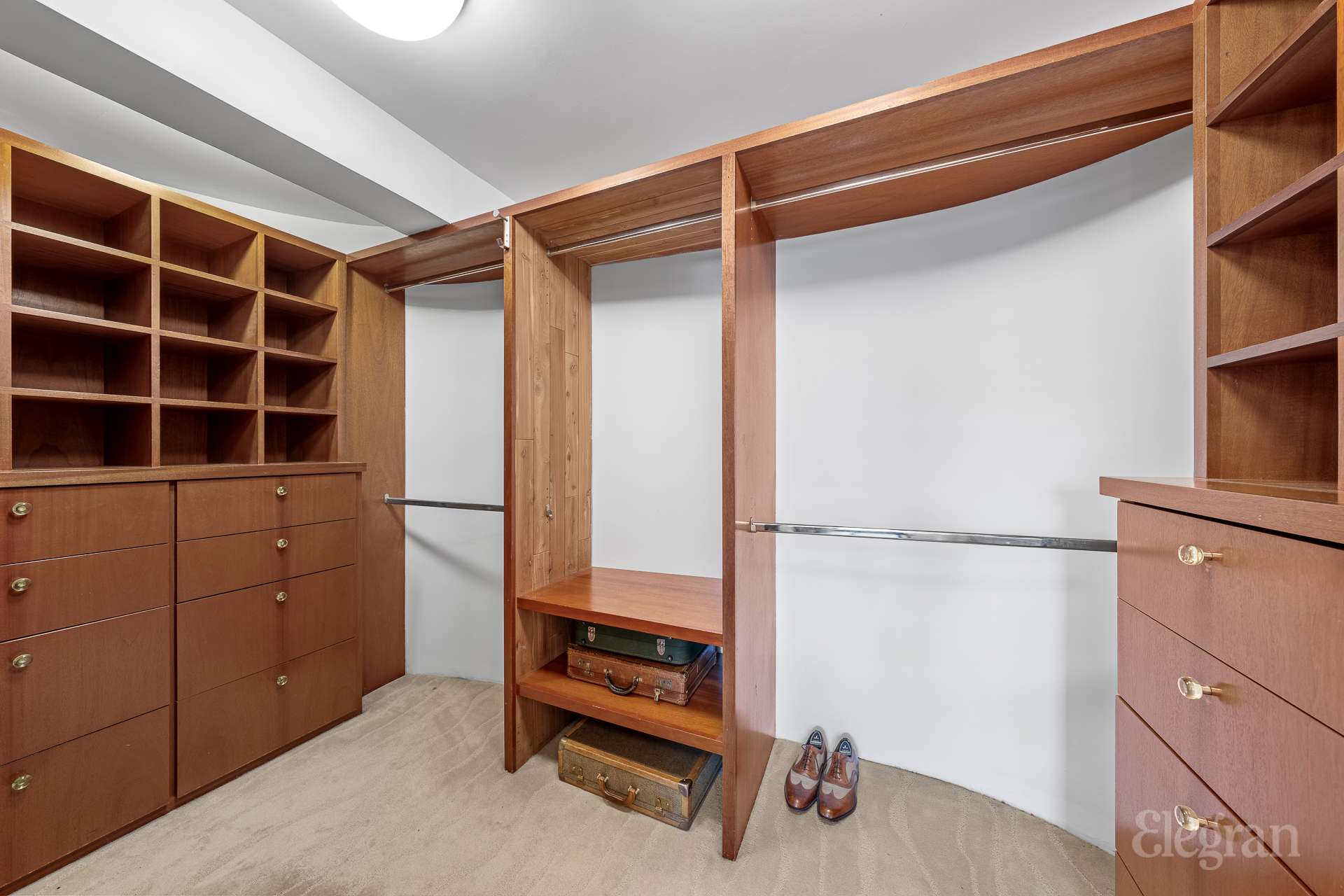 118 E 60th Street 33/32 Duplex