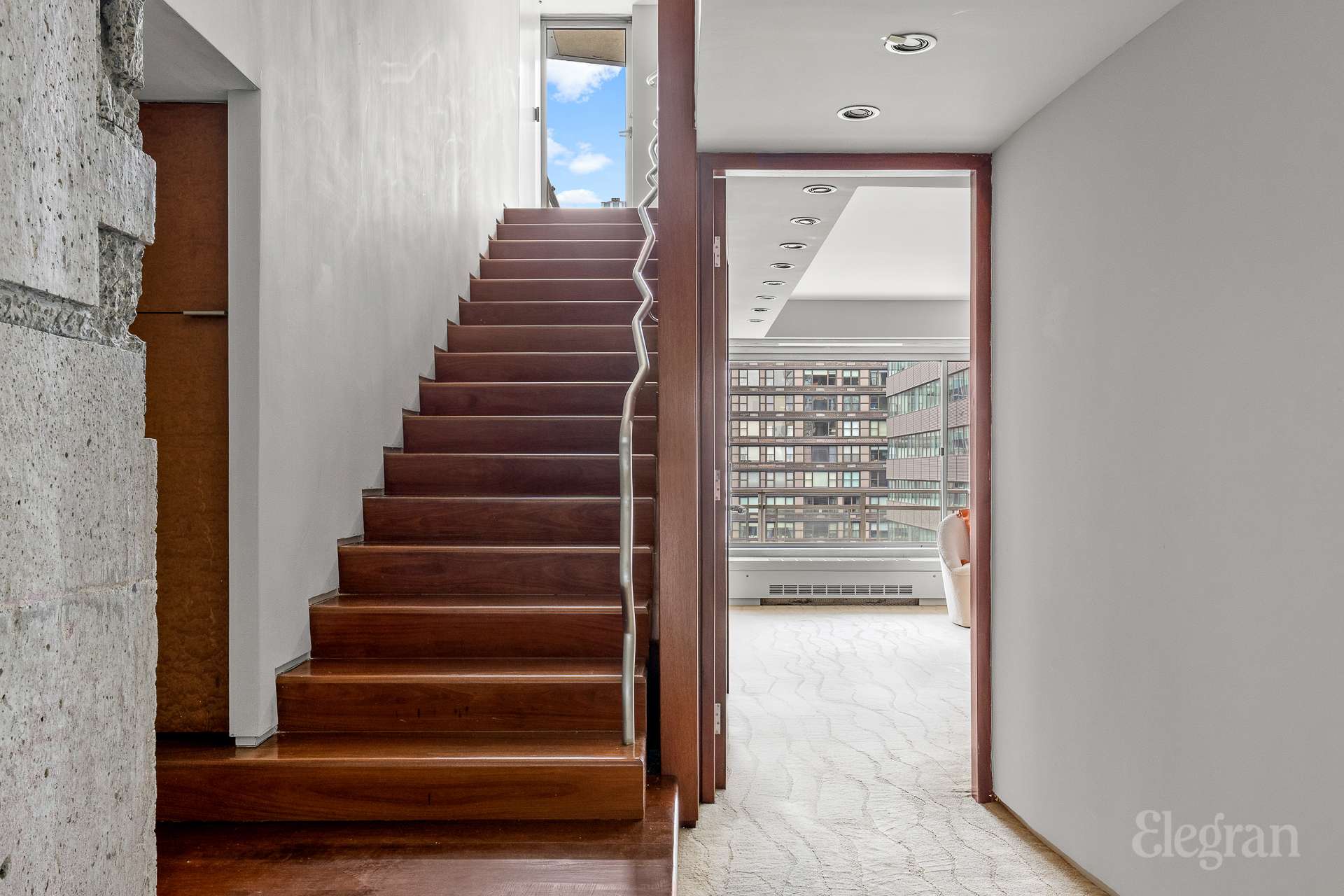 118 E 60th Street 33/32 Duplex