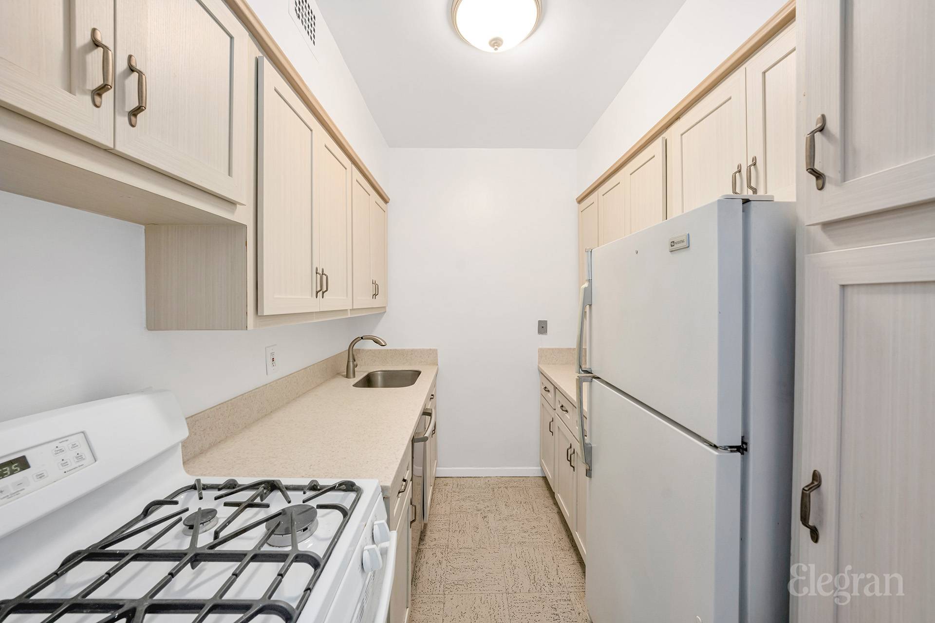 165 E 32nd Street 15C