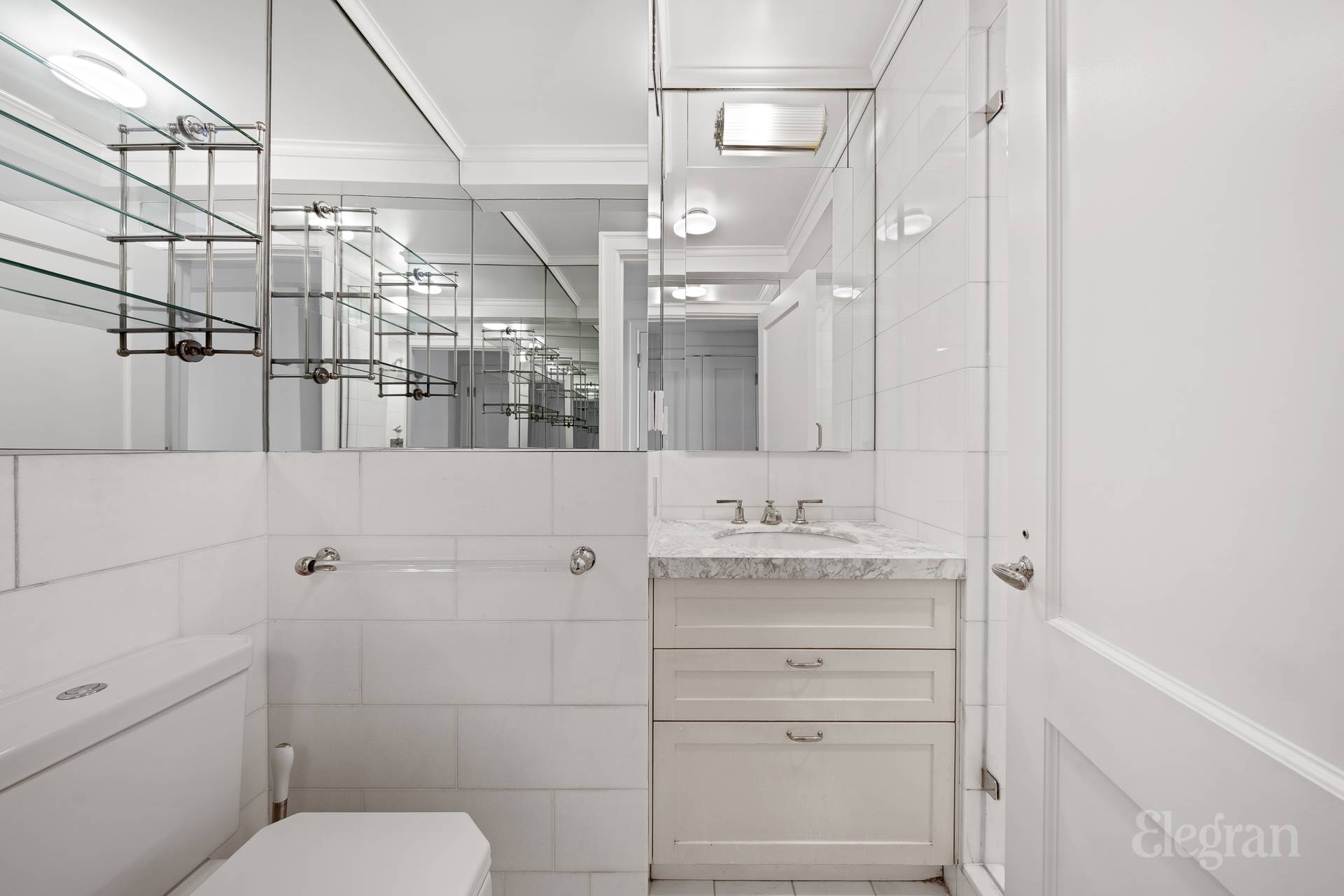 28 E 10th Street 10B