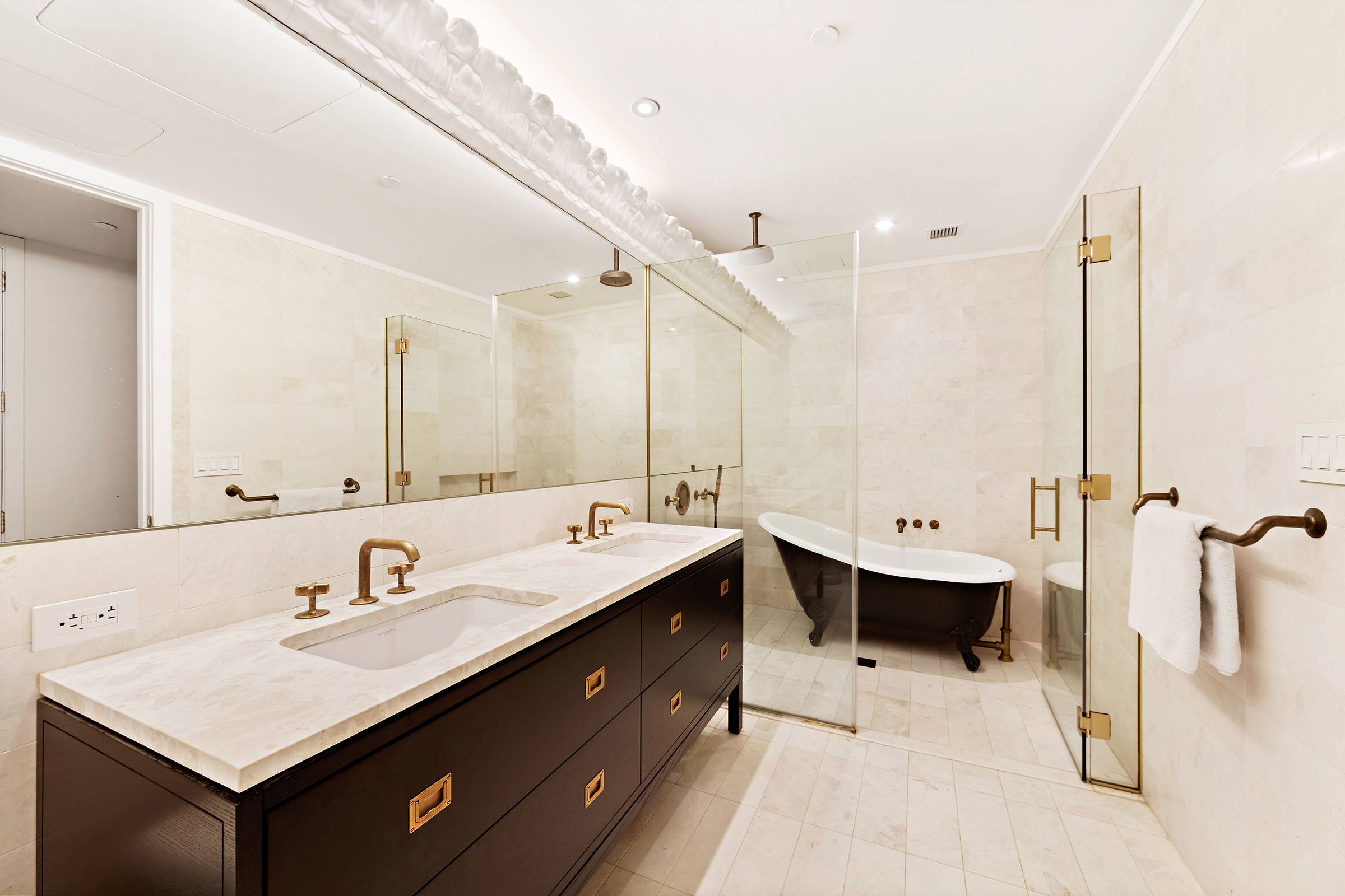 93 Worth Street 1102