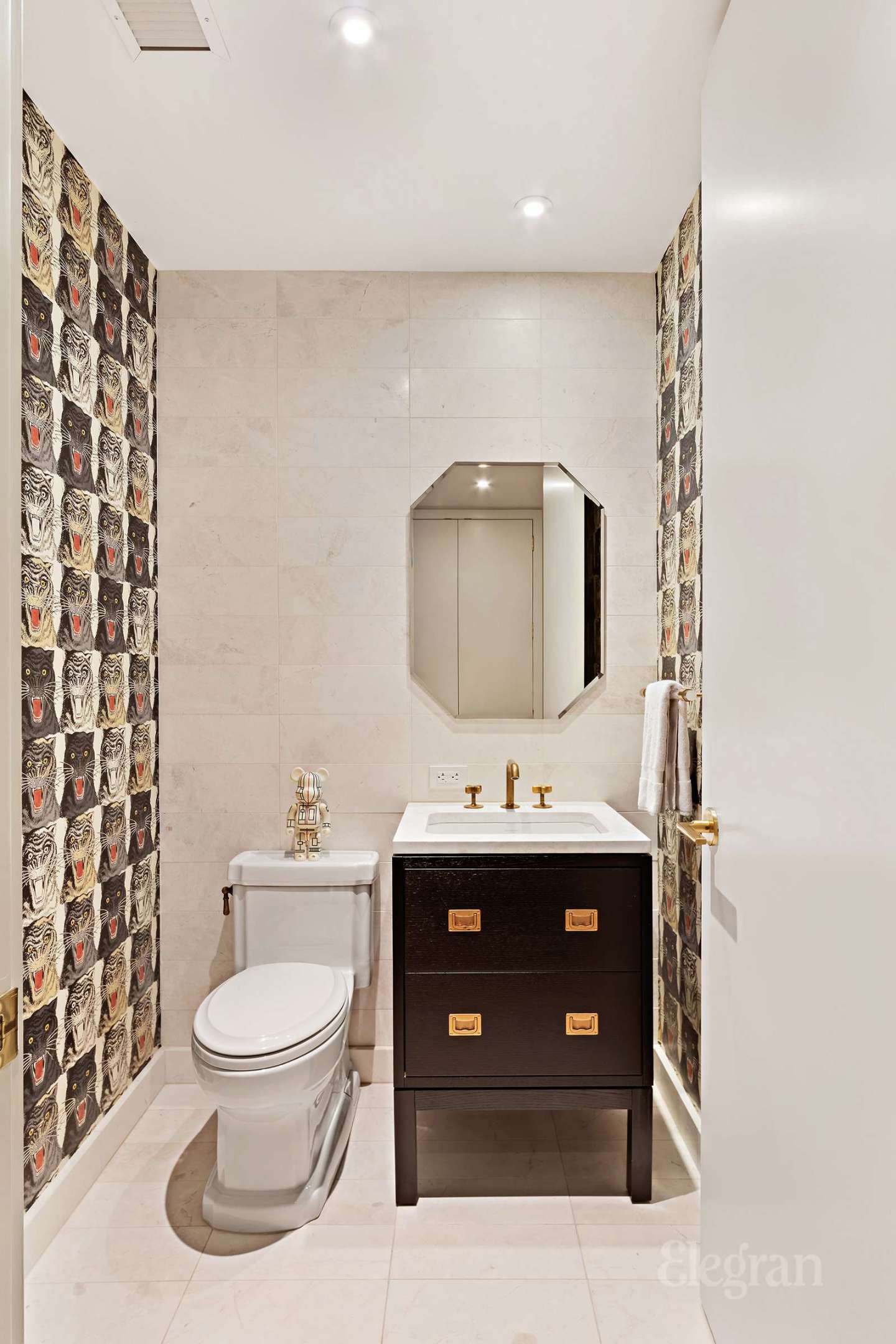 93 Worth Street 1102