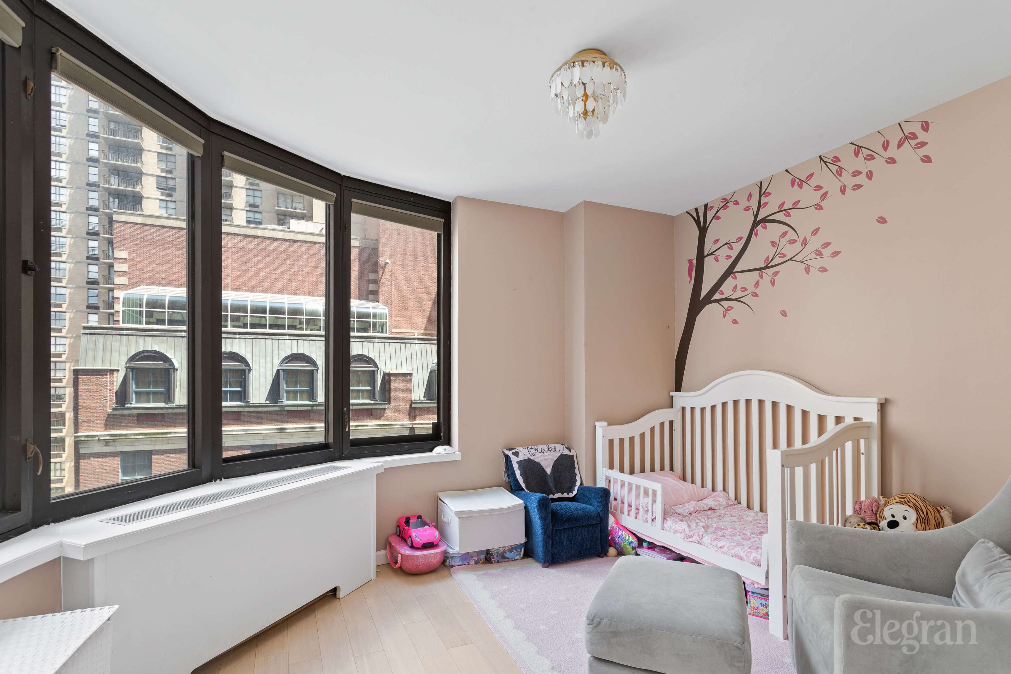 330 E 38th Street 8IJ