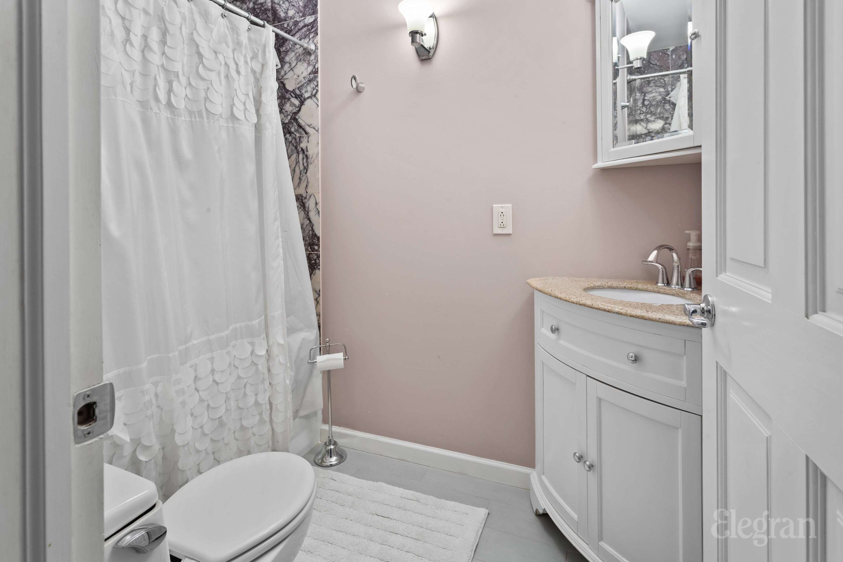 330 E 38th Street 8IJ