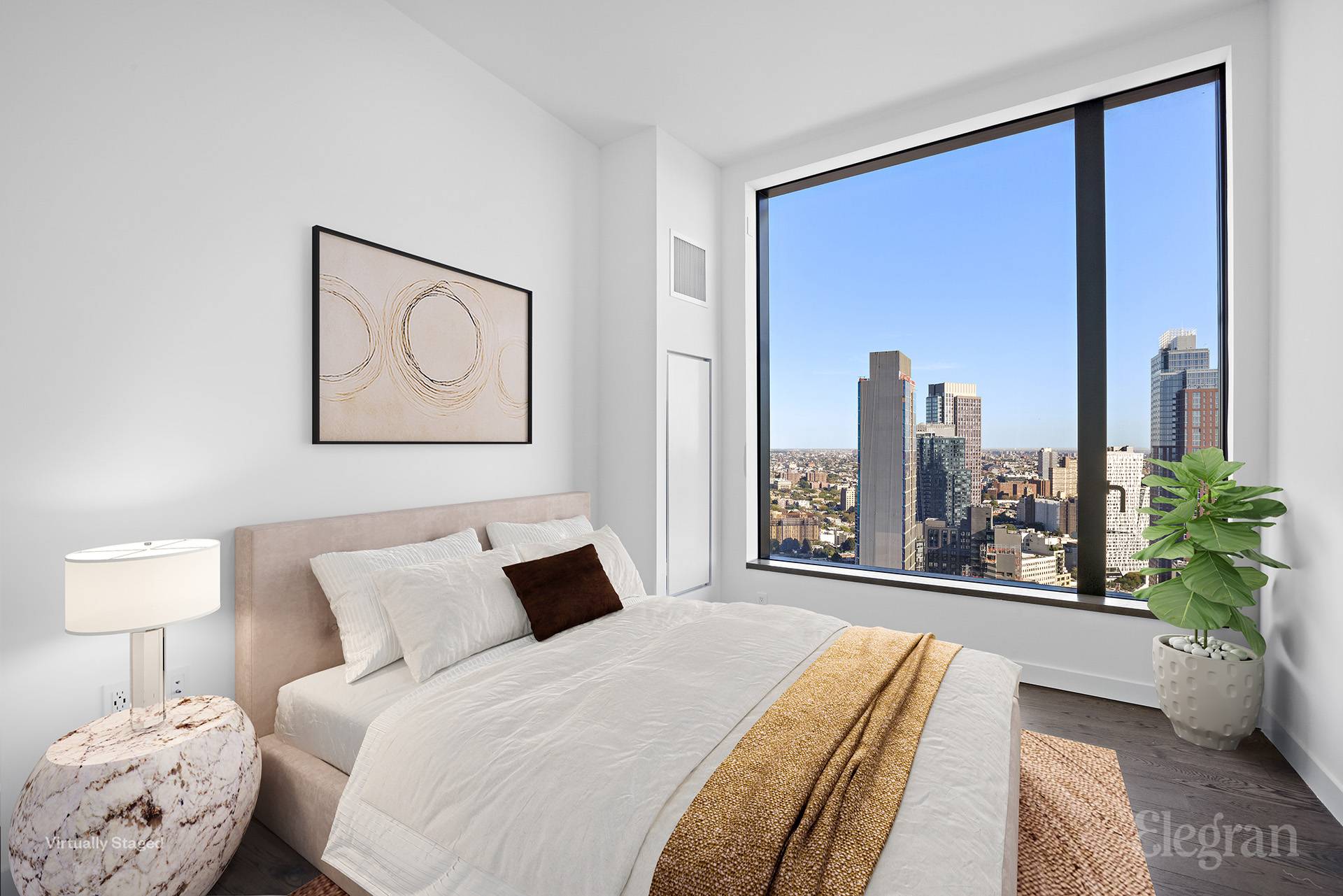 11 Hoyt Street 39F