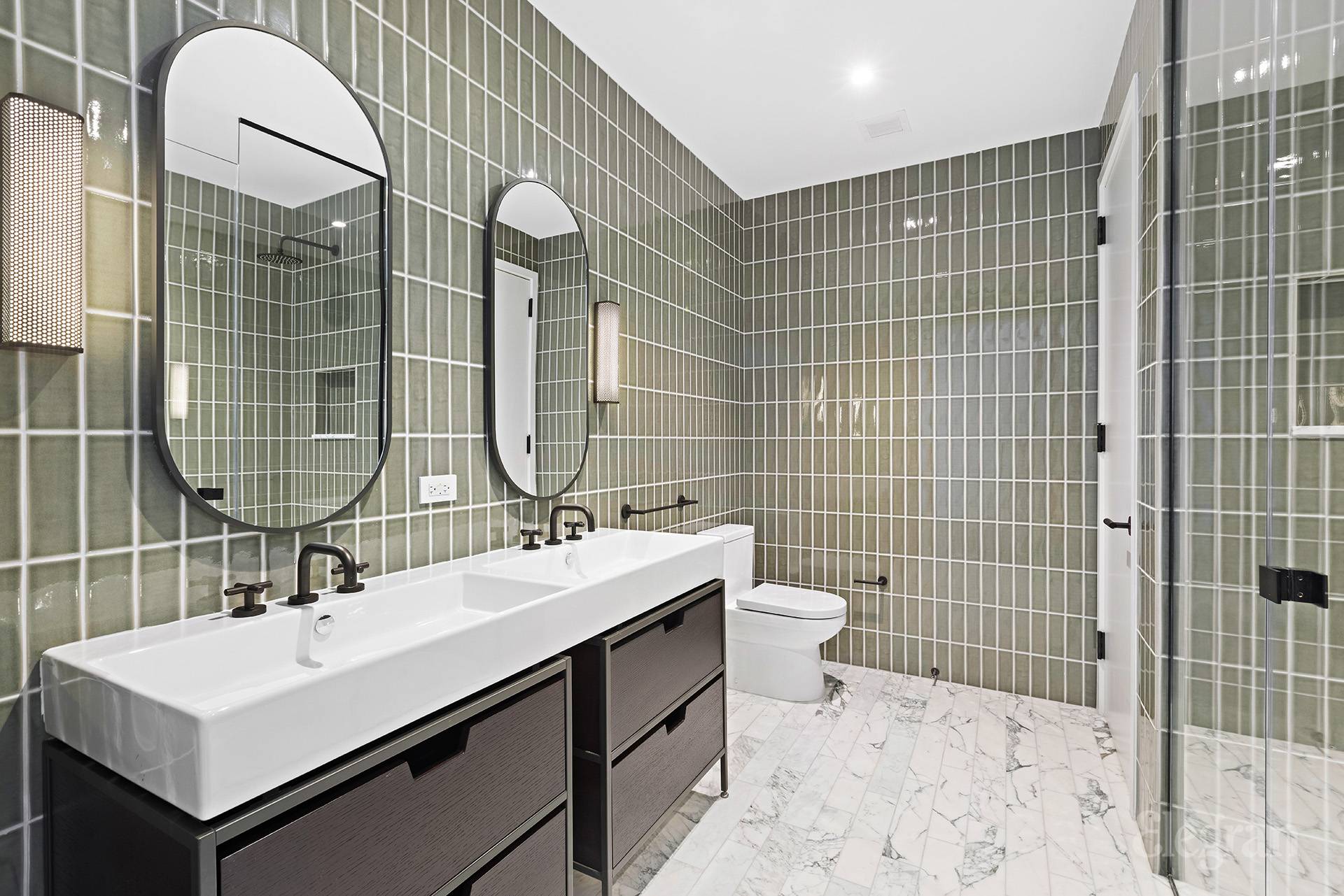 11 Hoyt Street 39F