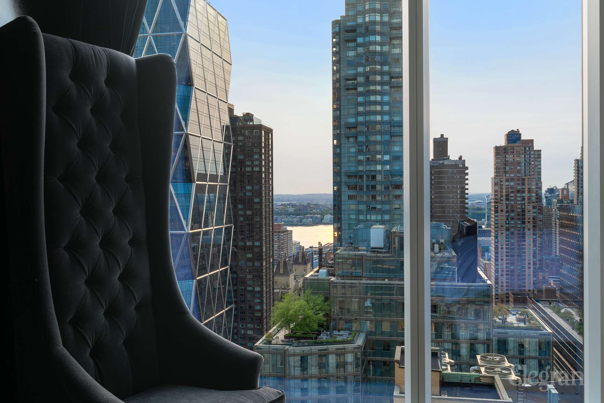 217 W 57th Street 34F