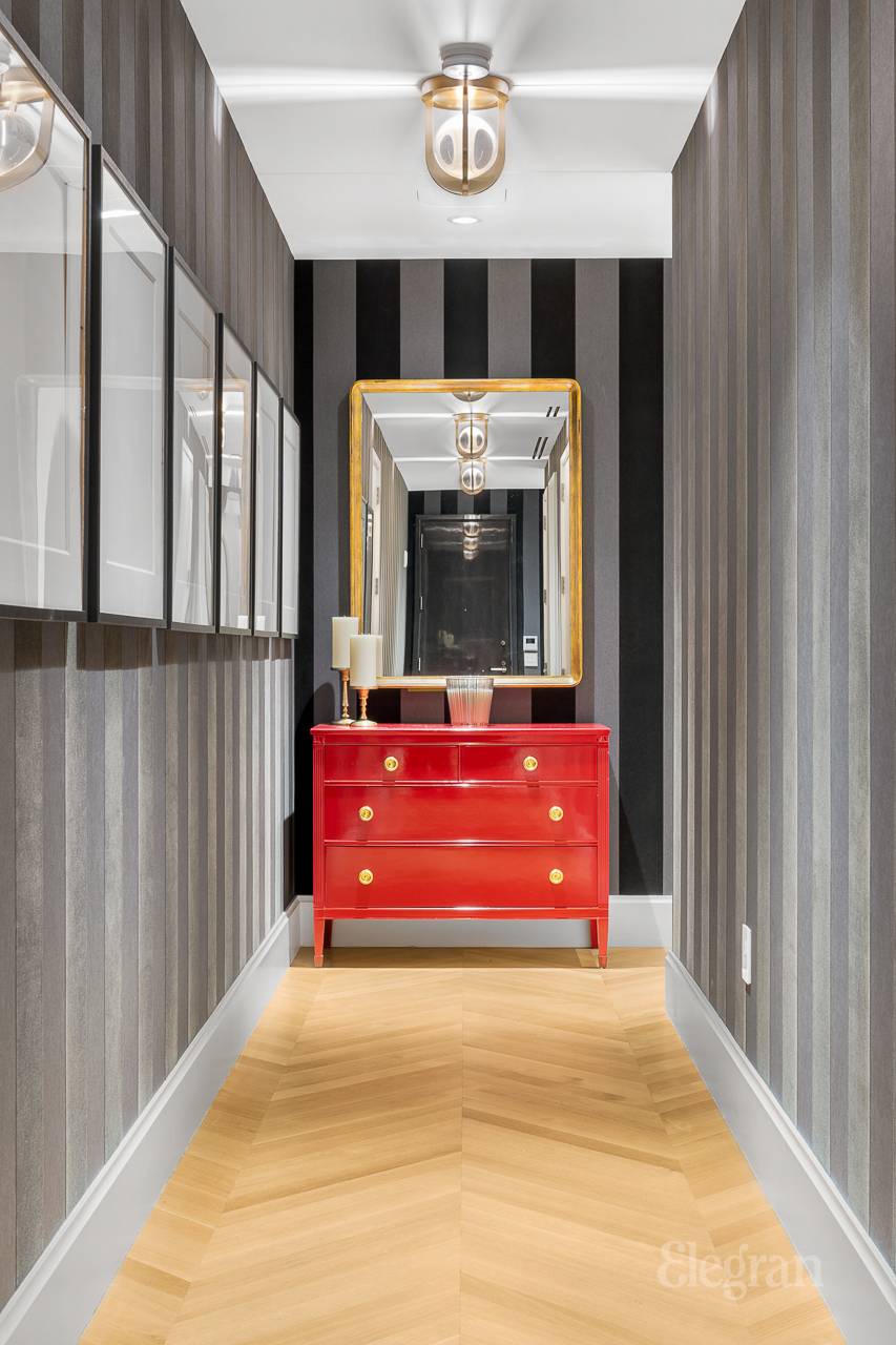 217 W 57th Street 34F