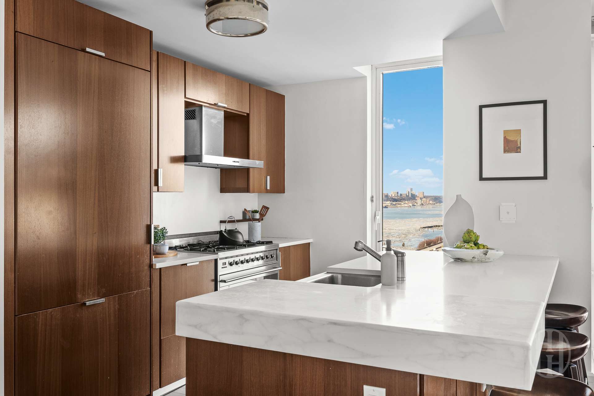 60 Riverside Boulevard 1902