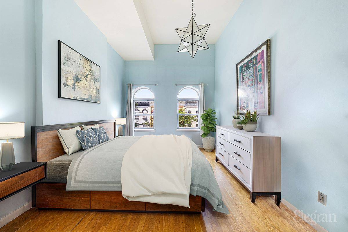 240 Kingsland Avenue 3R