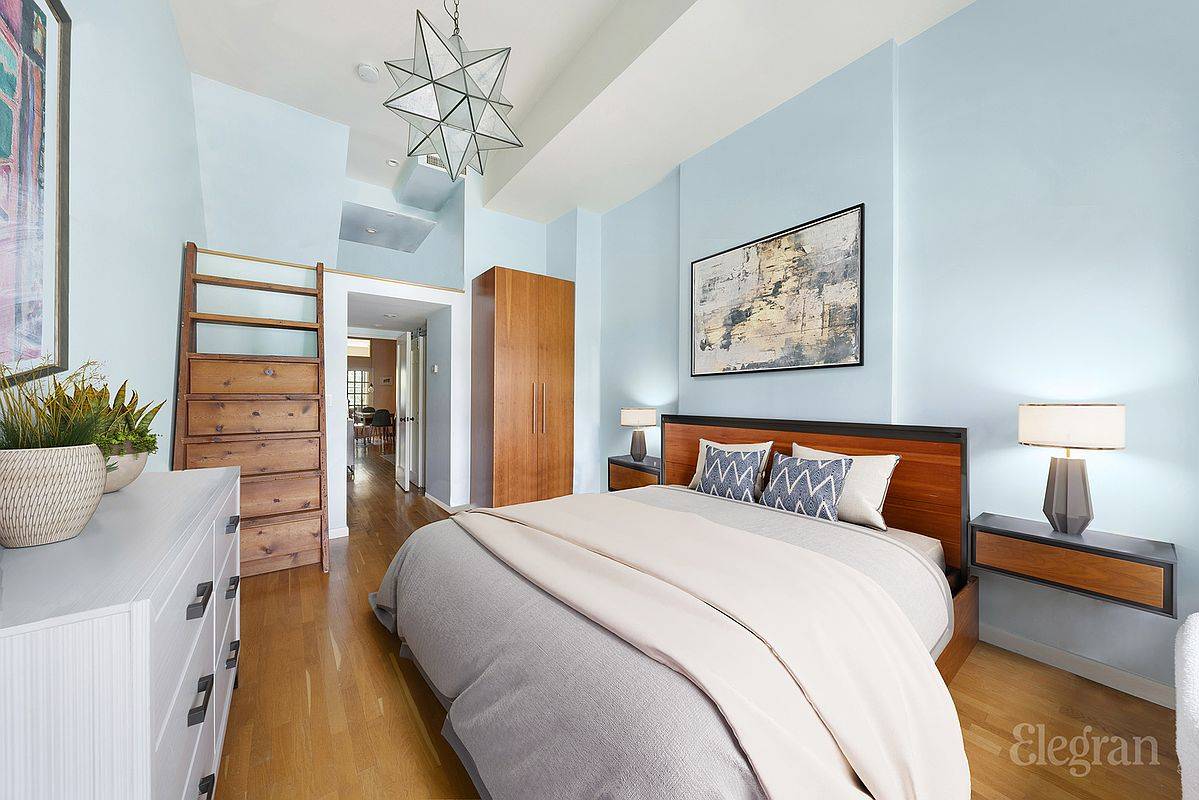 240 Kingsland Avenue 3R