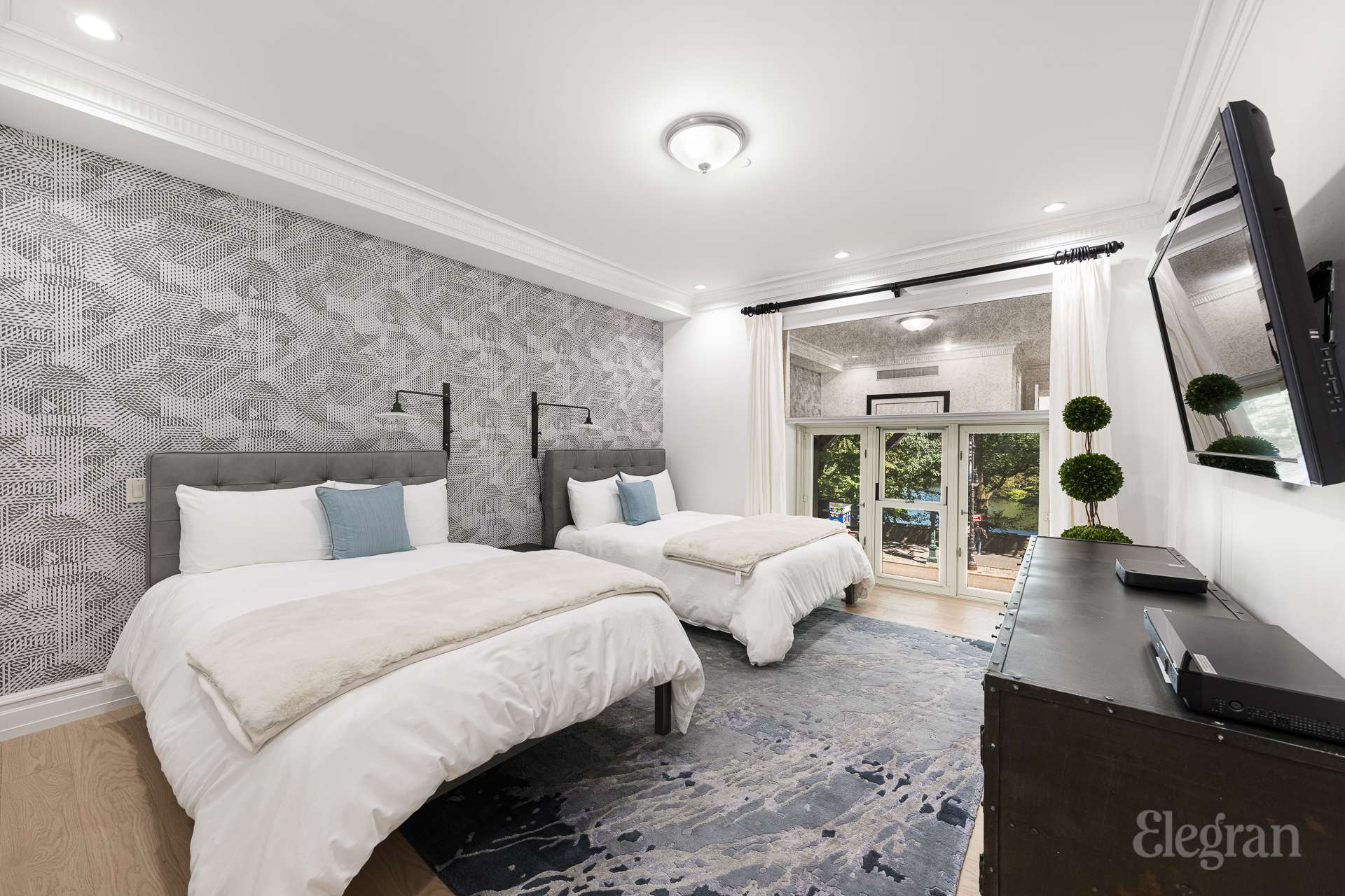 1 Central Park S Mansion 201