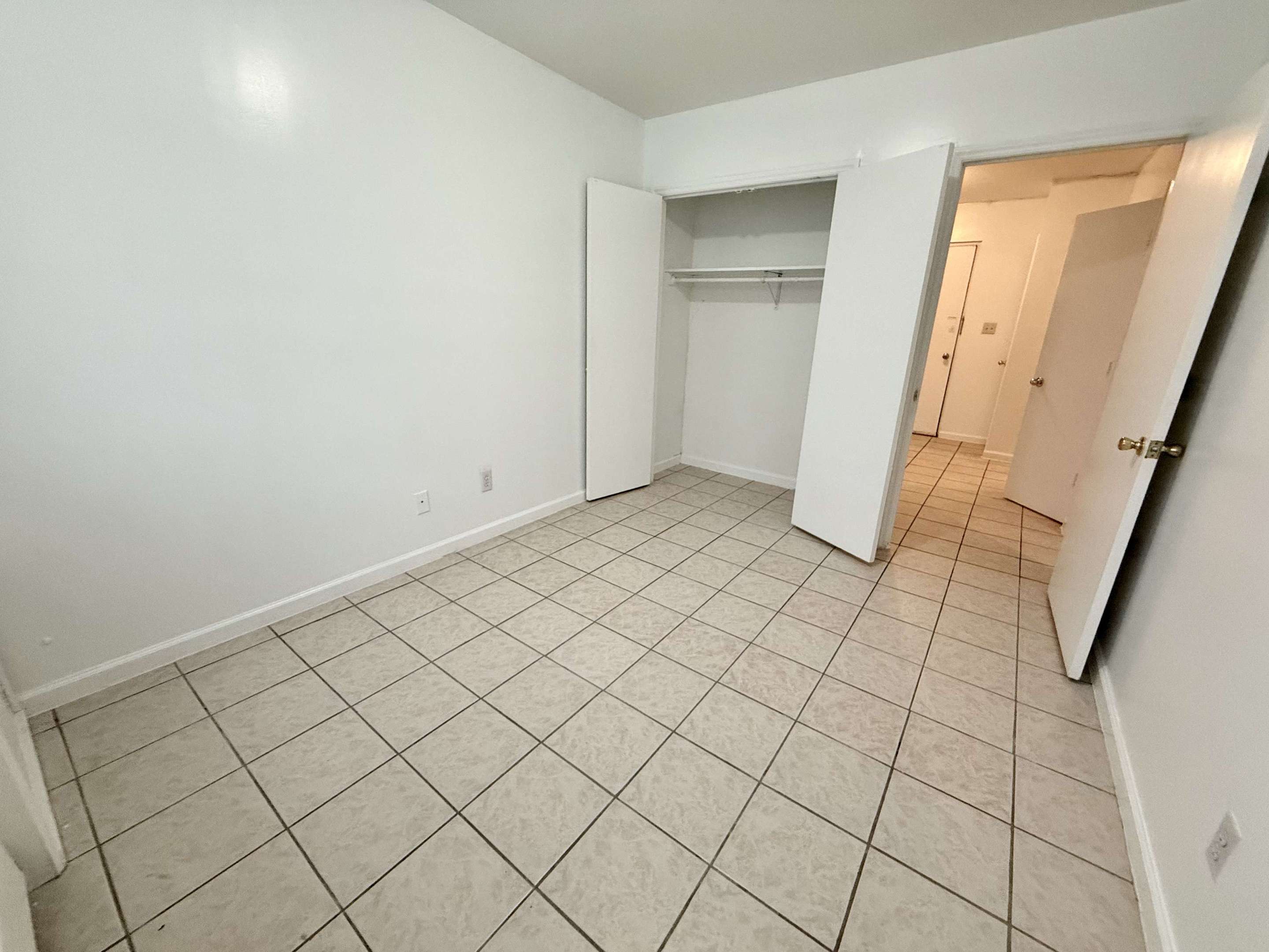 535 W 51st Street LH