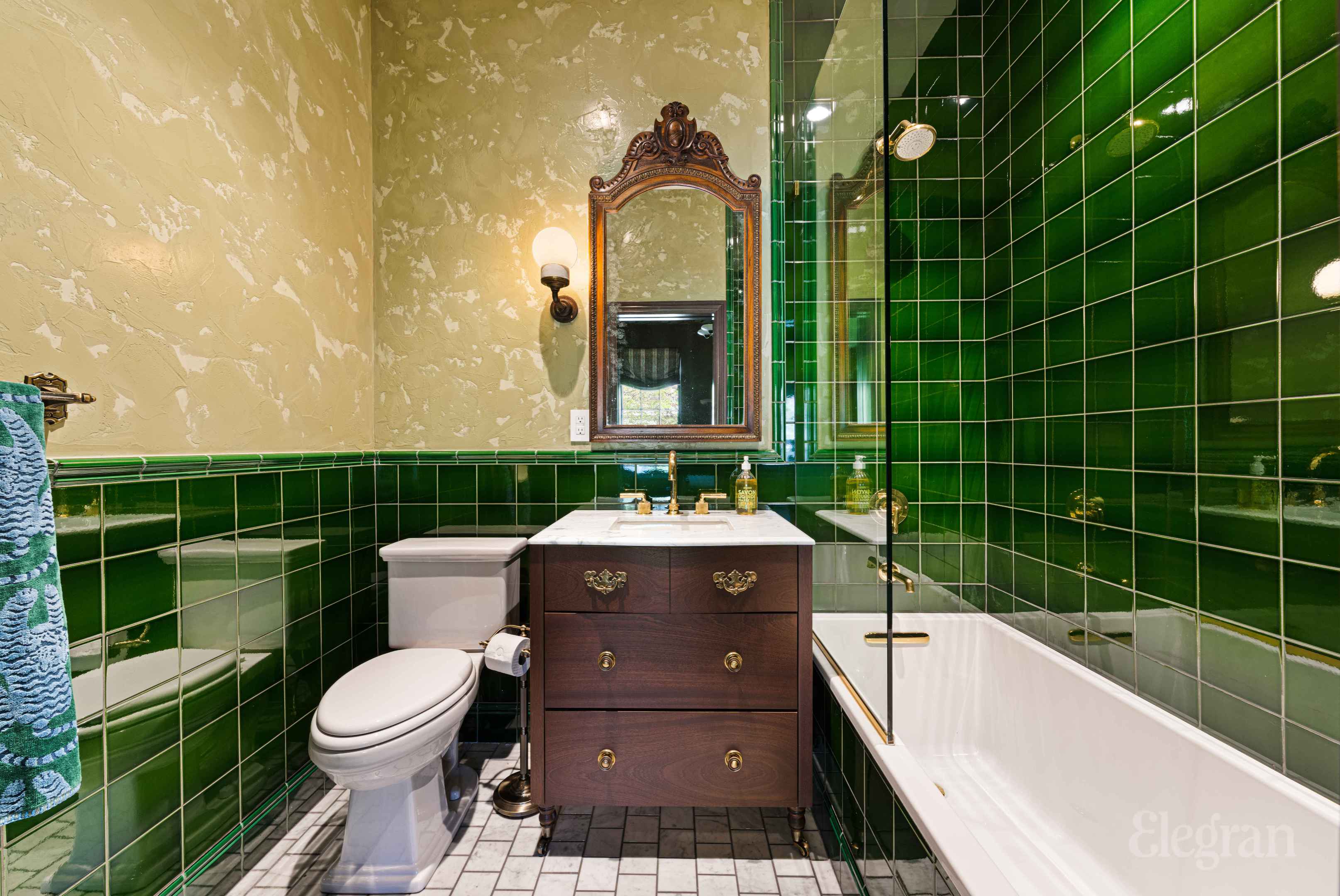 153 W 12th Street