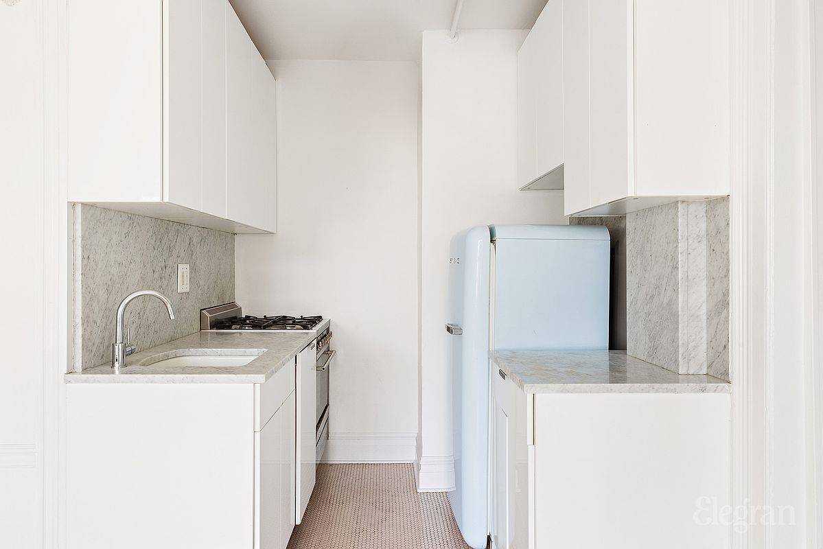 30 W 9th Street 5A