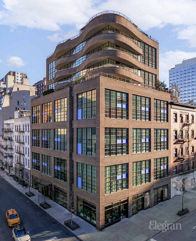 456 W 19th Street 4/5D