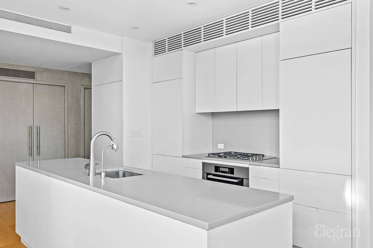 456 W 19th Street 4/5D