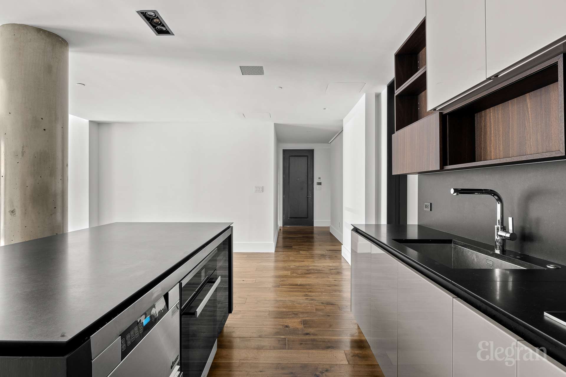 155 W 18th Street 404