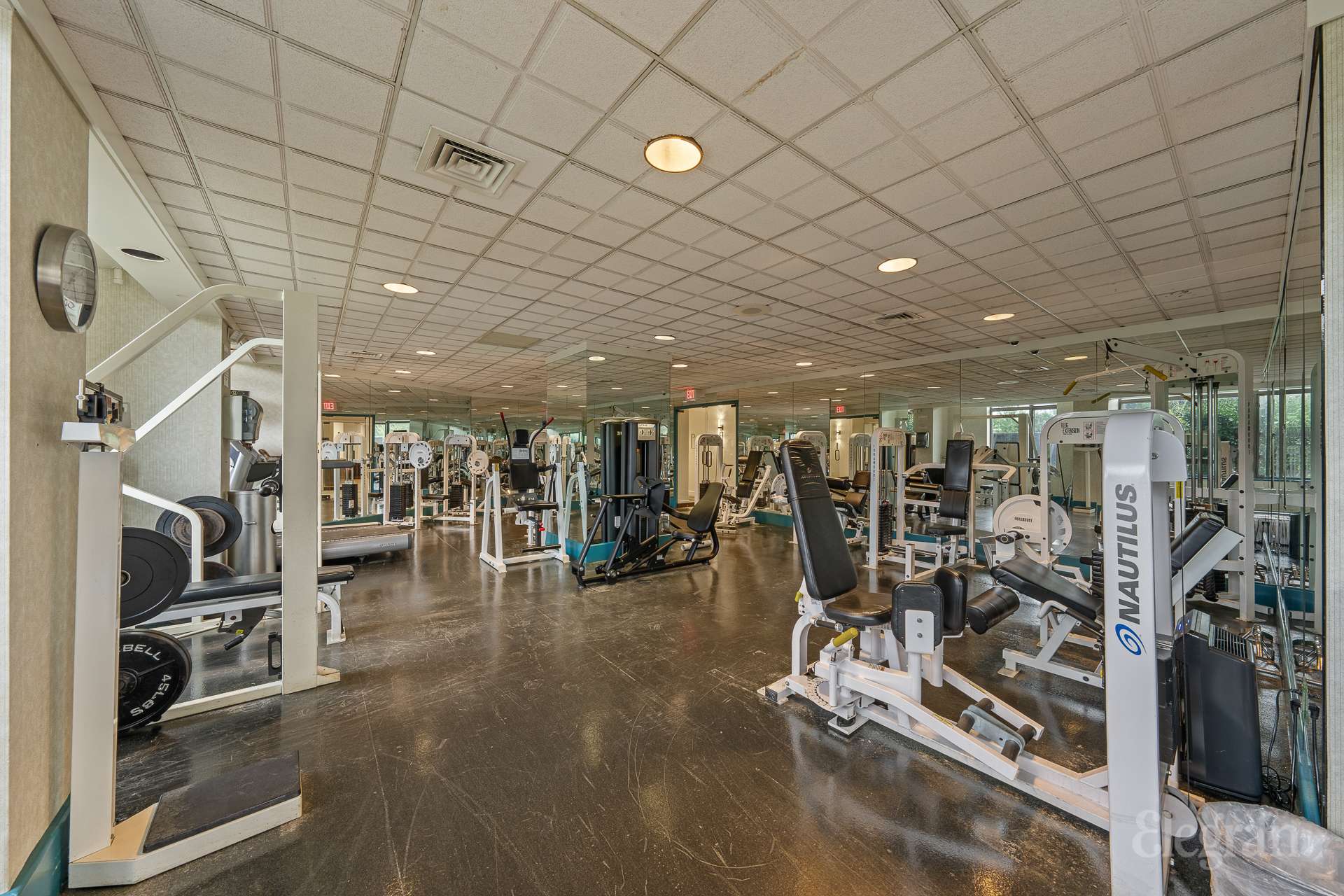 112-01 Boulevard 16F