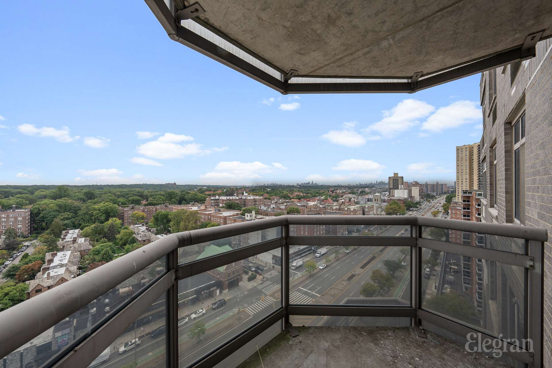 112-01 Boulevard 16F