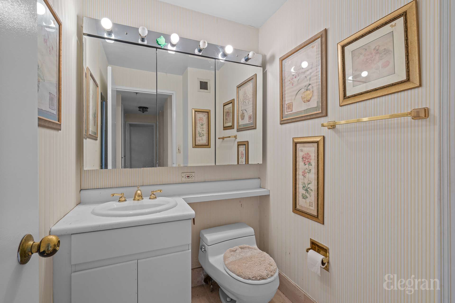 112-01 Boulevard 16F