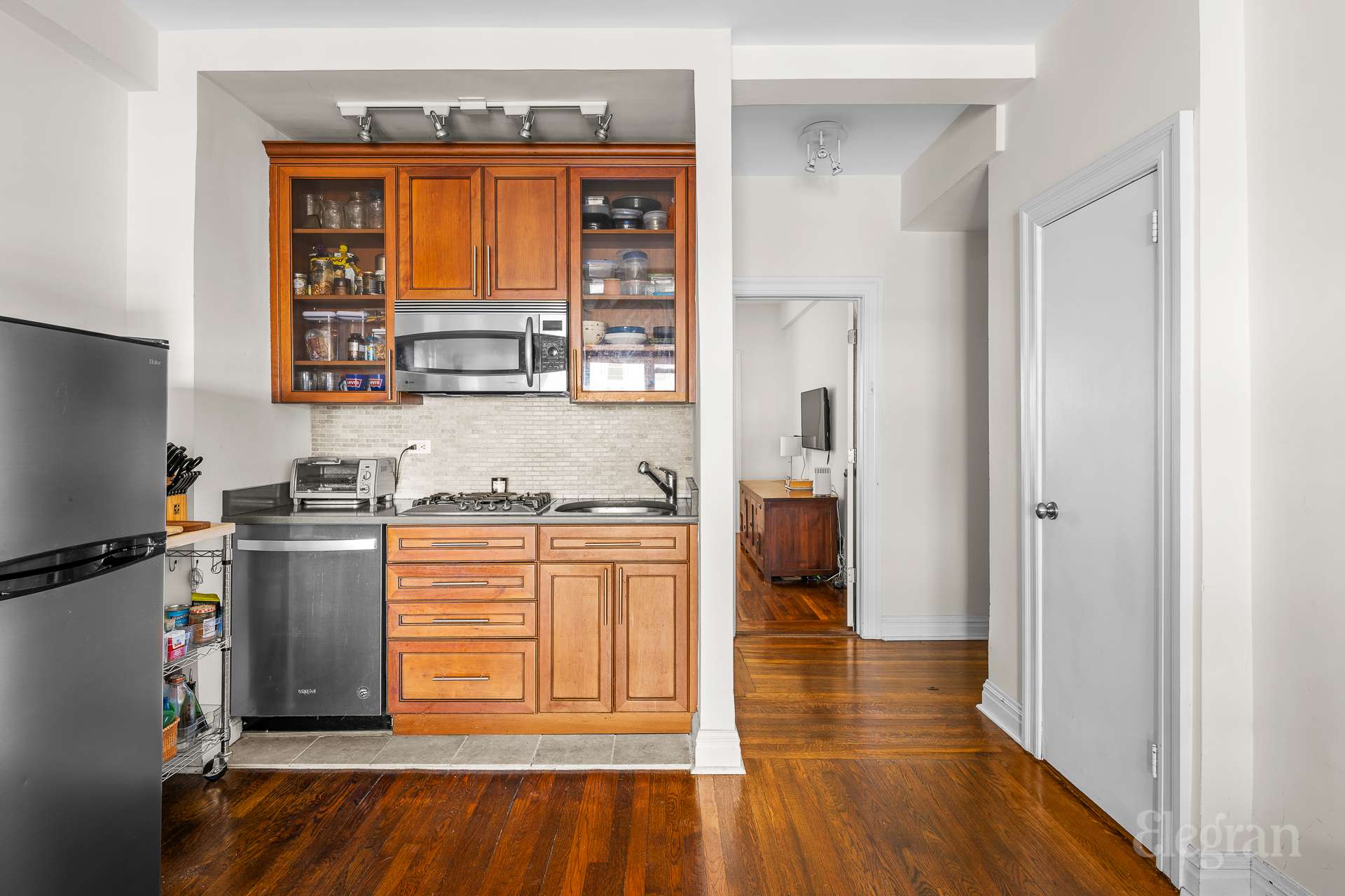 116 W 72nd Street 12C