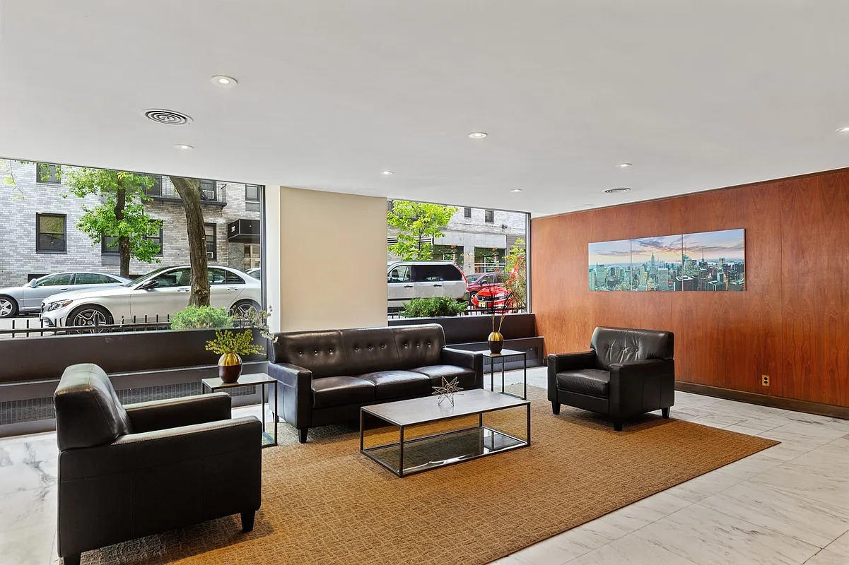 201 E 28th Street 14-S