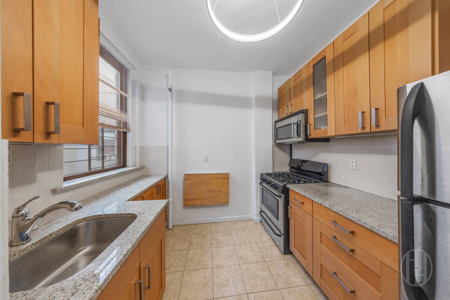 3115 Broadway 61