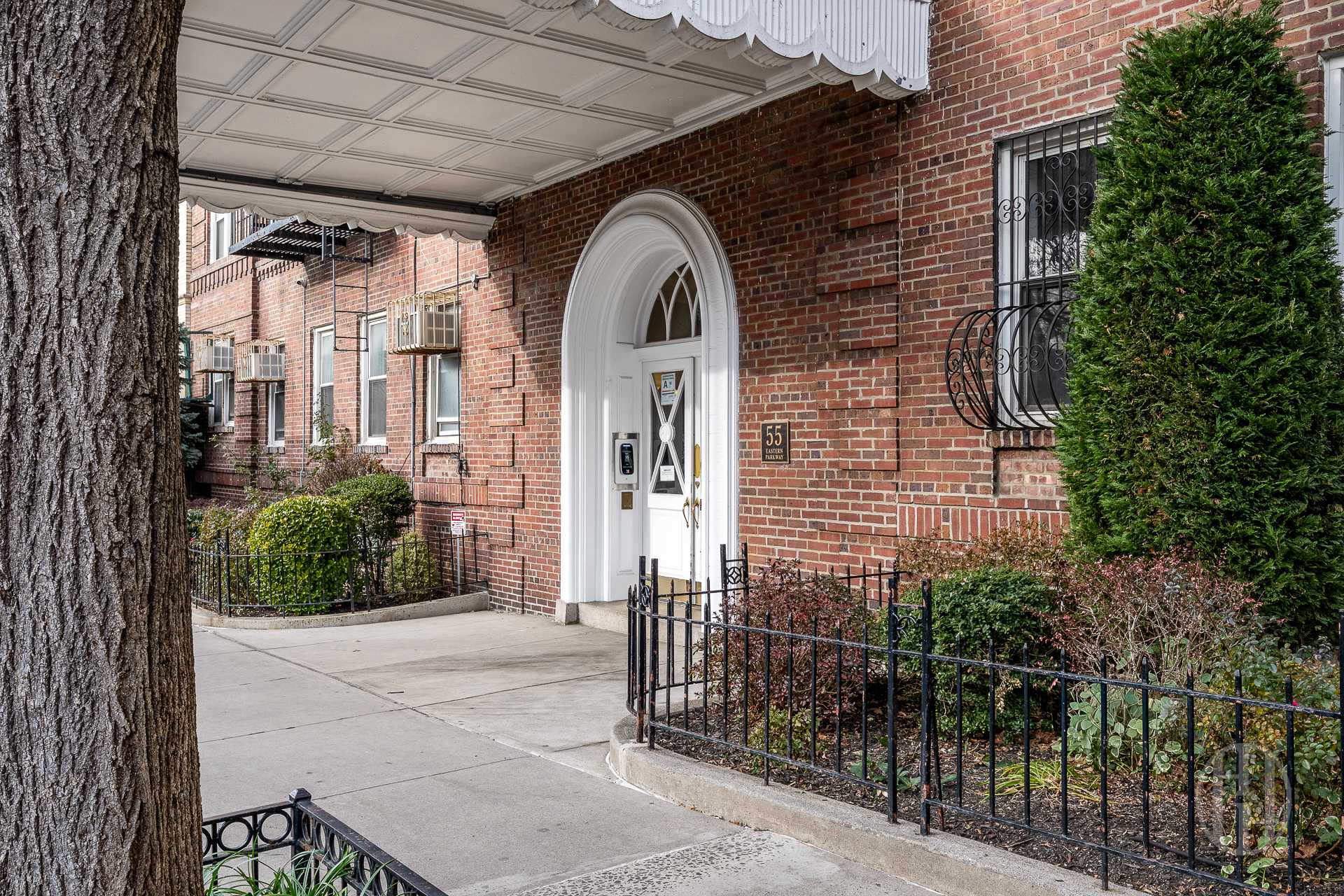 55 Eastern Parkway 6B