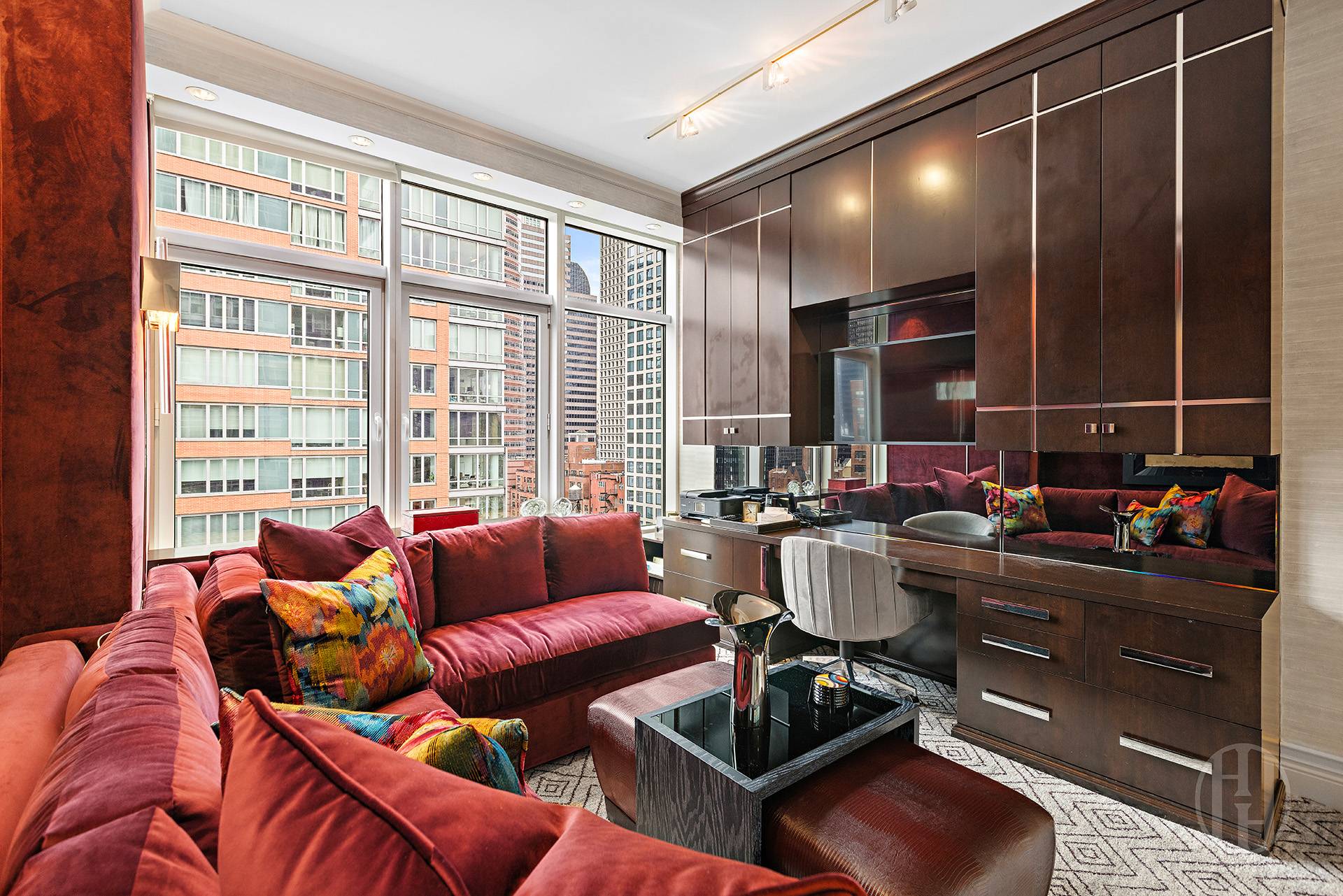 310 E 53rd Street 16C